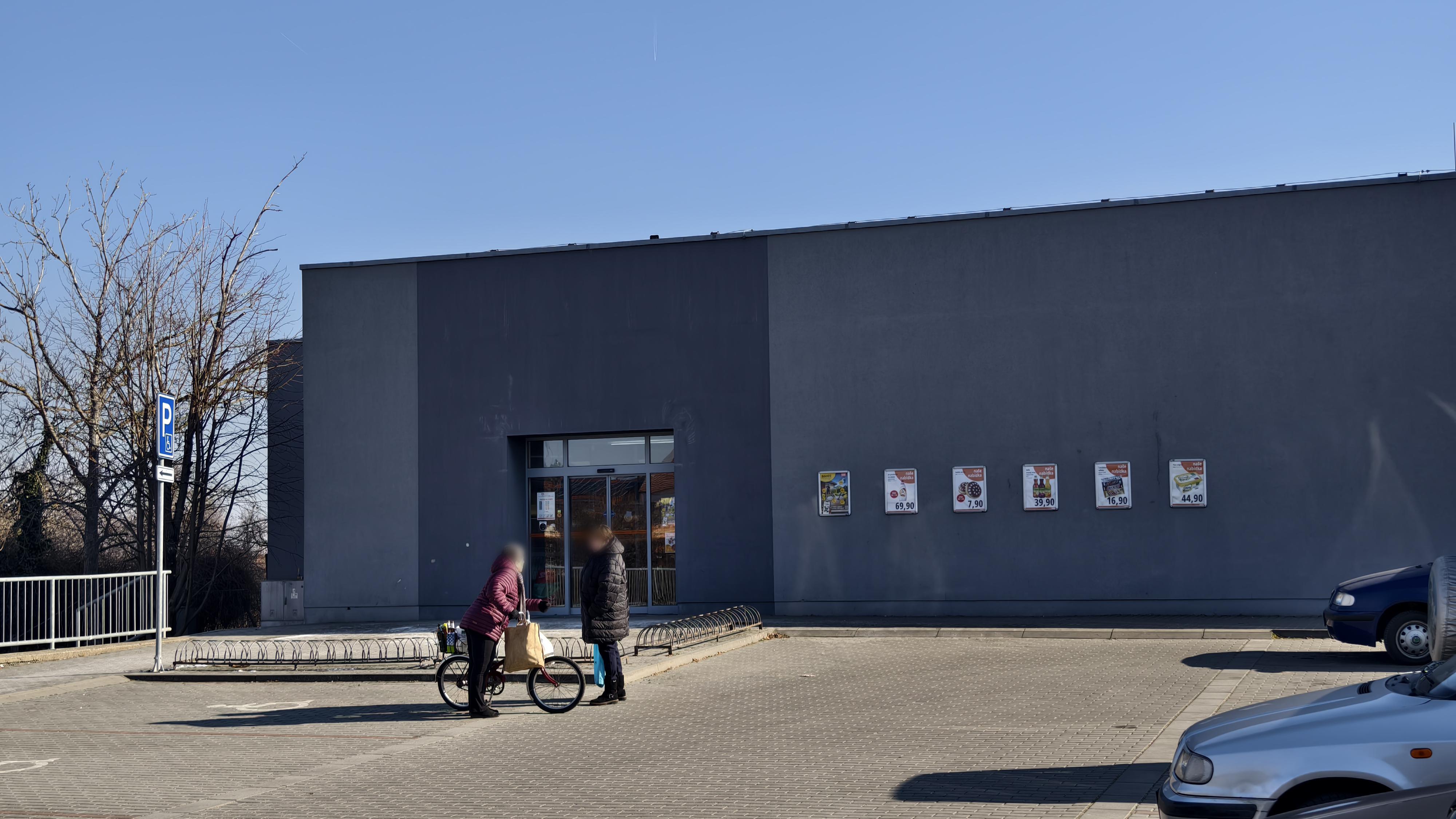 COOP - Jednota, spotřební družstvo v Mikulově foto 1