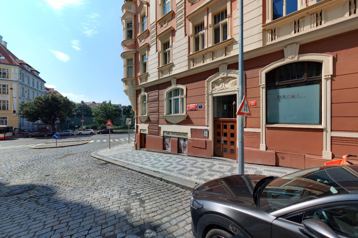 PREpoint - dobíjecí stanice PRE