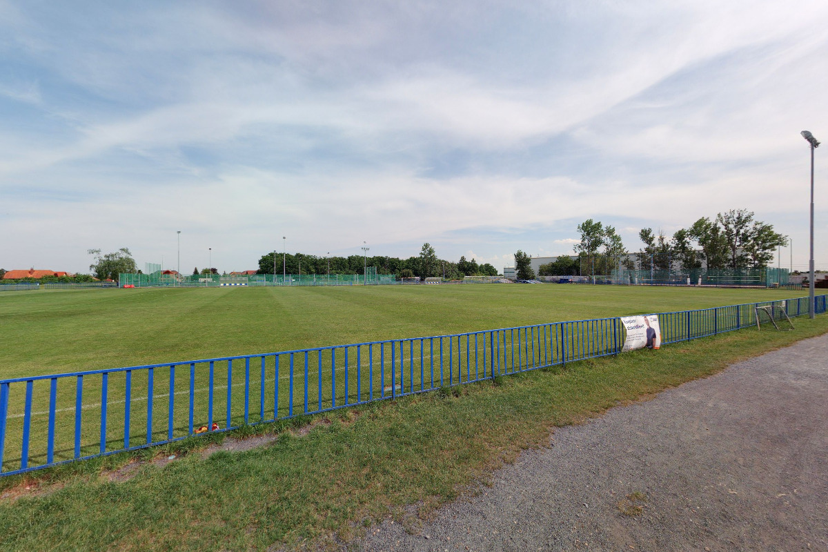 Fotbalové hřiště TJ Aero Odolena Voda
