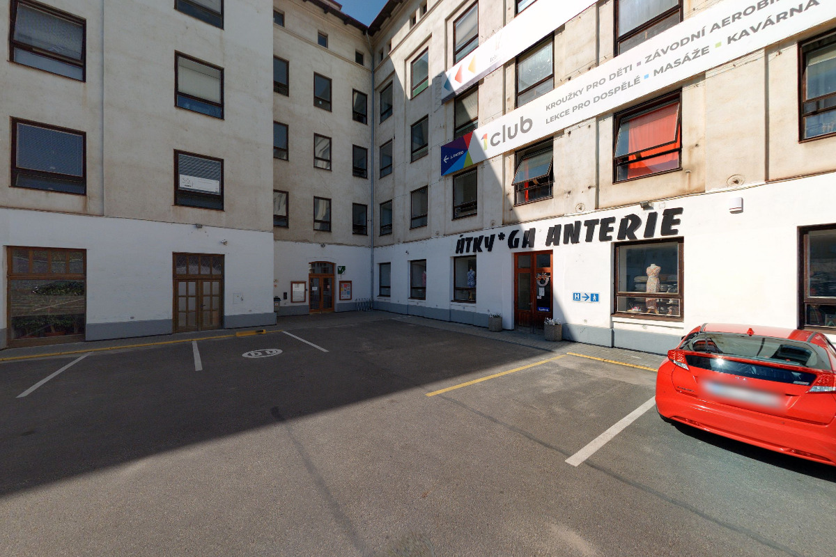 Jump. Smile & Dance. - Viola Honzová foto 1