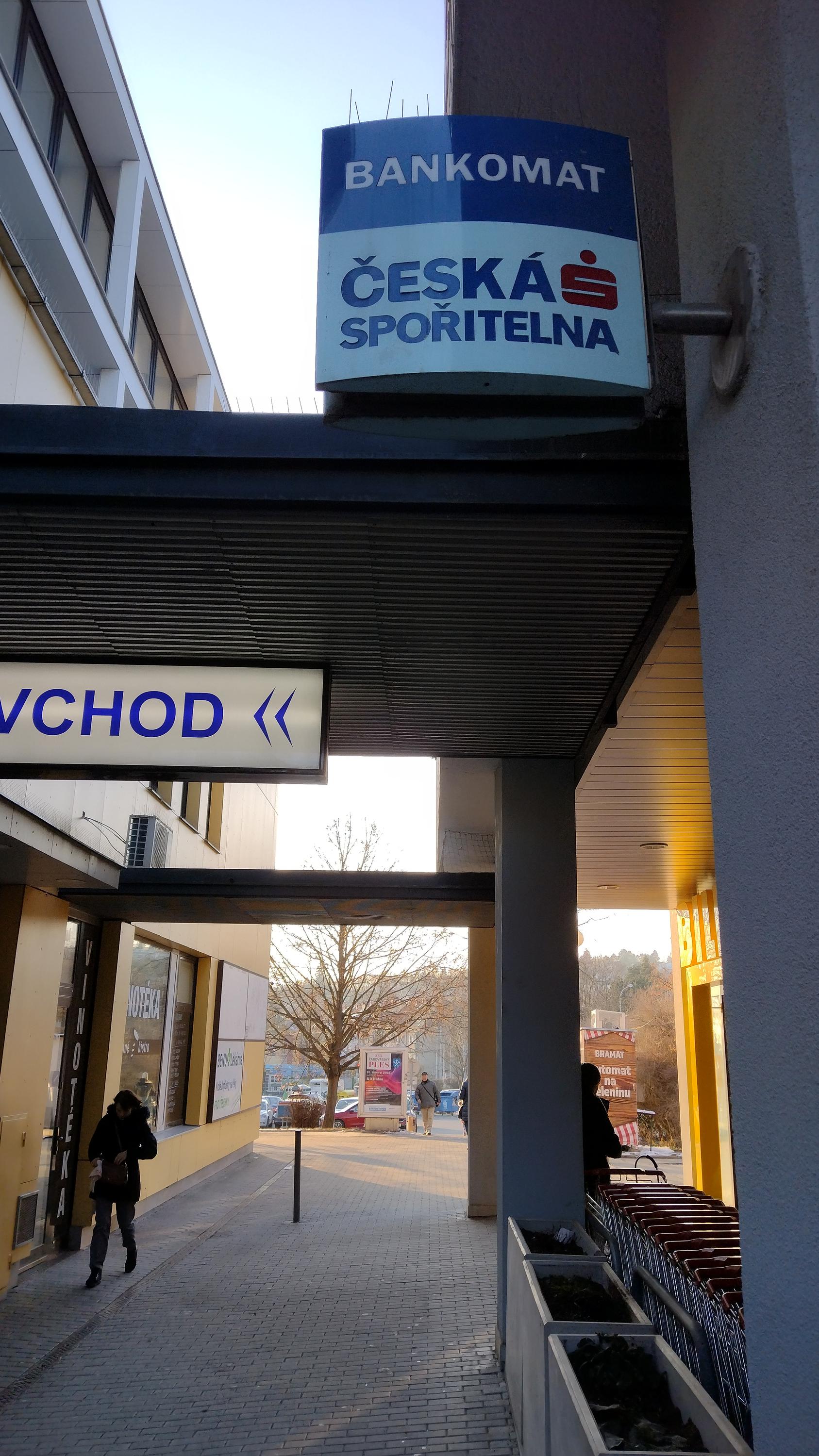 Bankomat České spořitelny foto 2