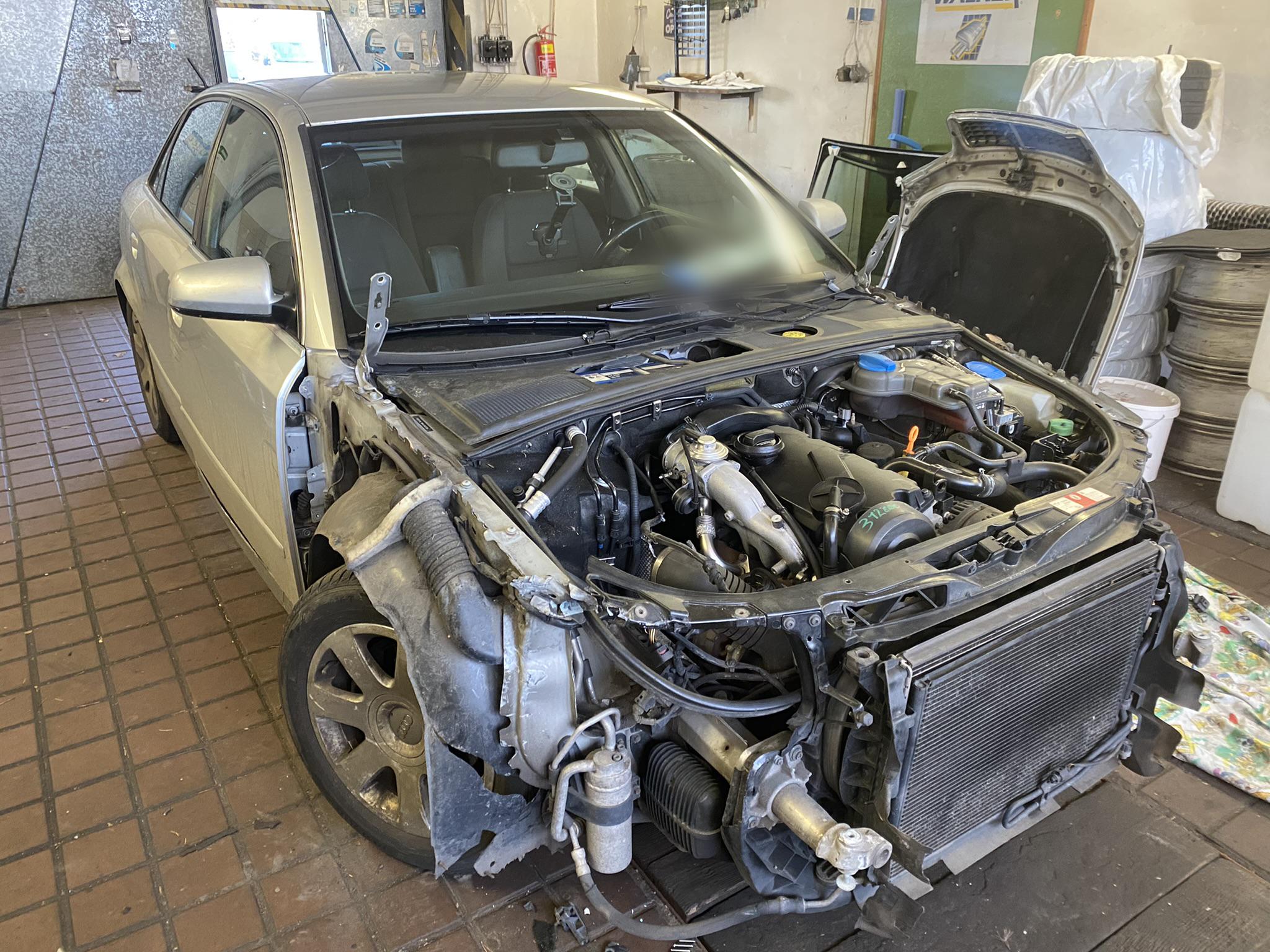 Majk's Garage foto 3