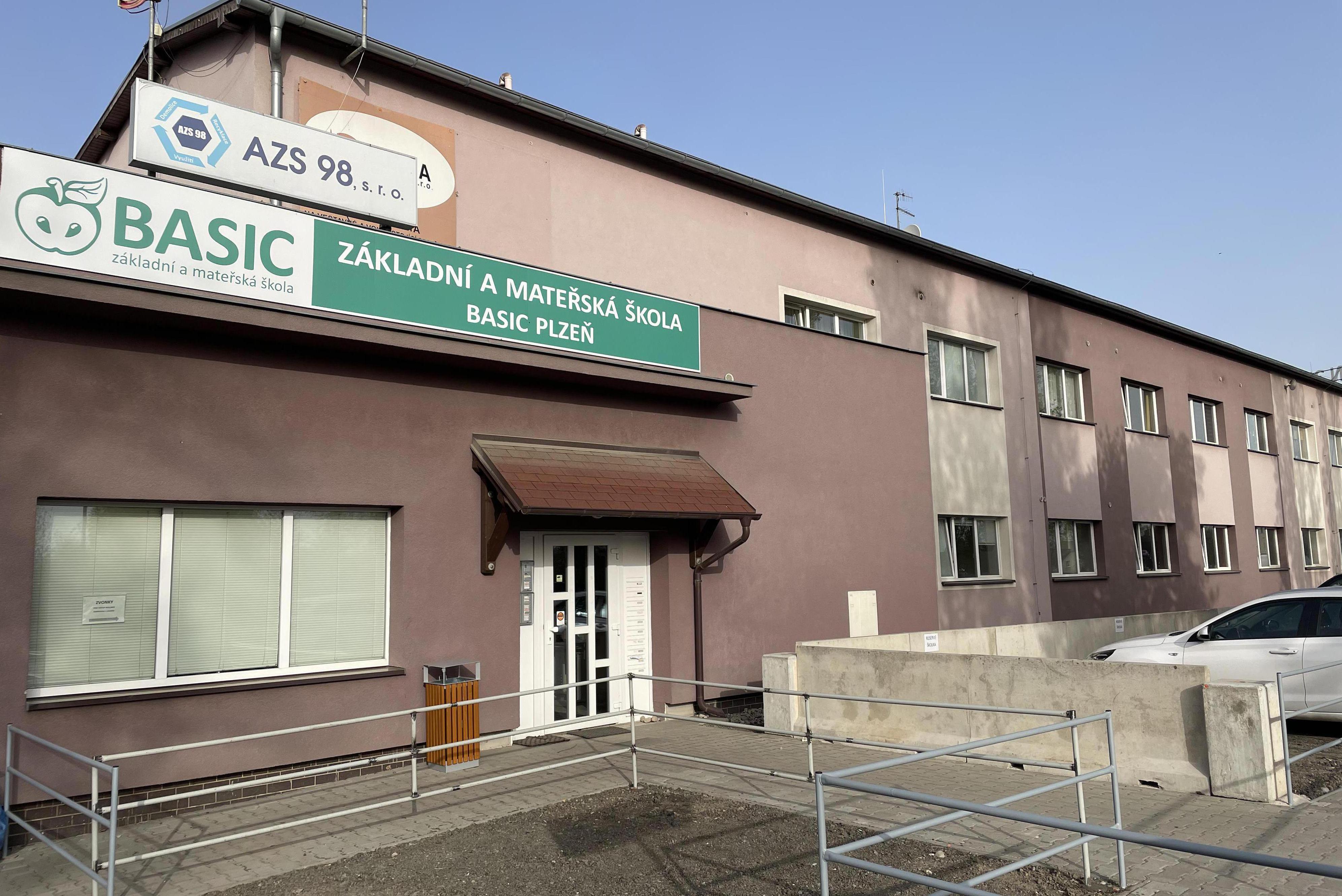 Škola Basic Plzeň