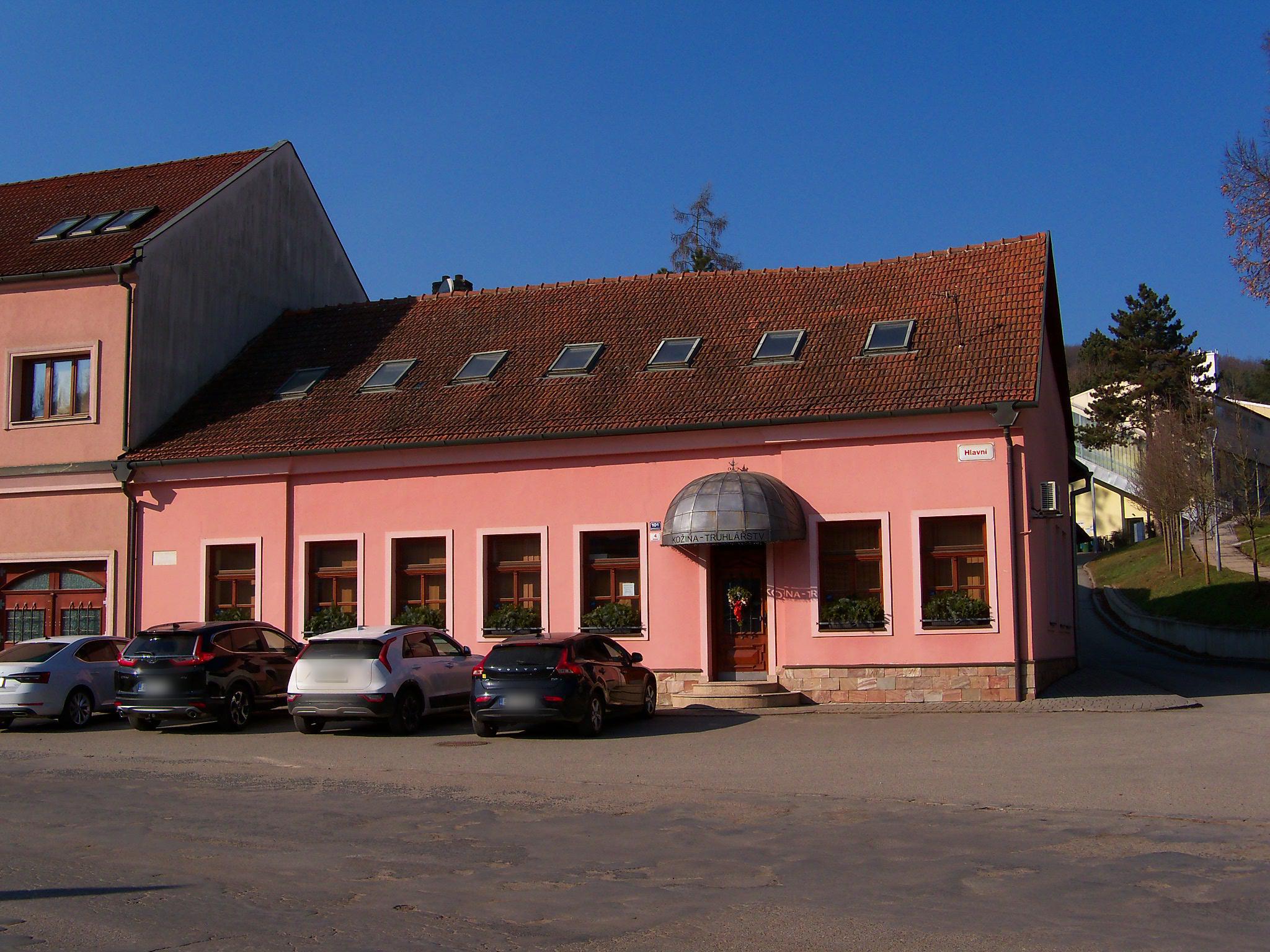 KOŽINA - TRUHLÁŘSTVÍ, s.r.o.