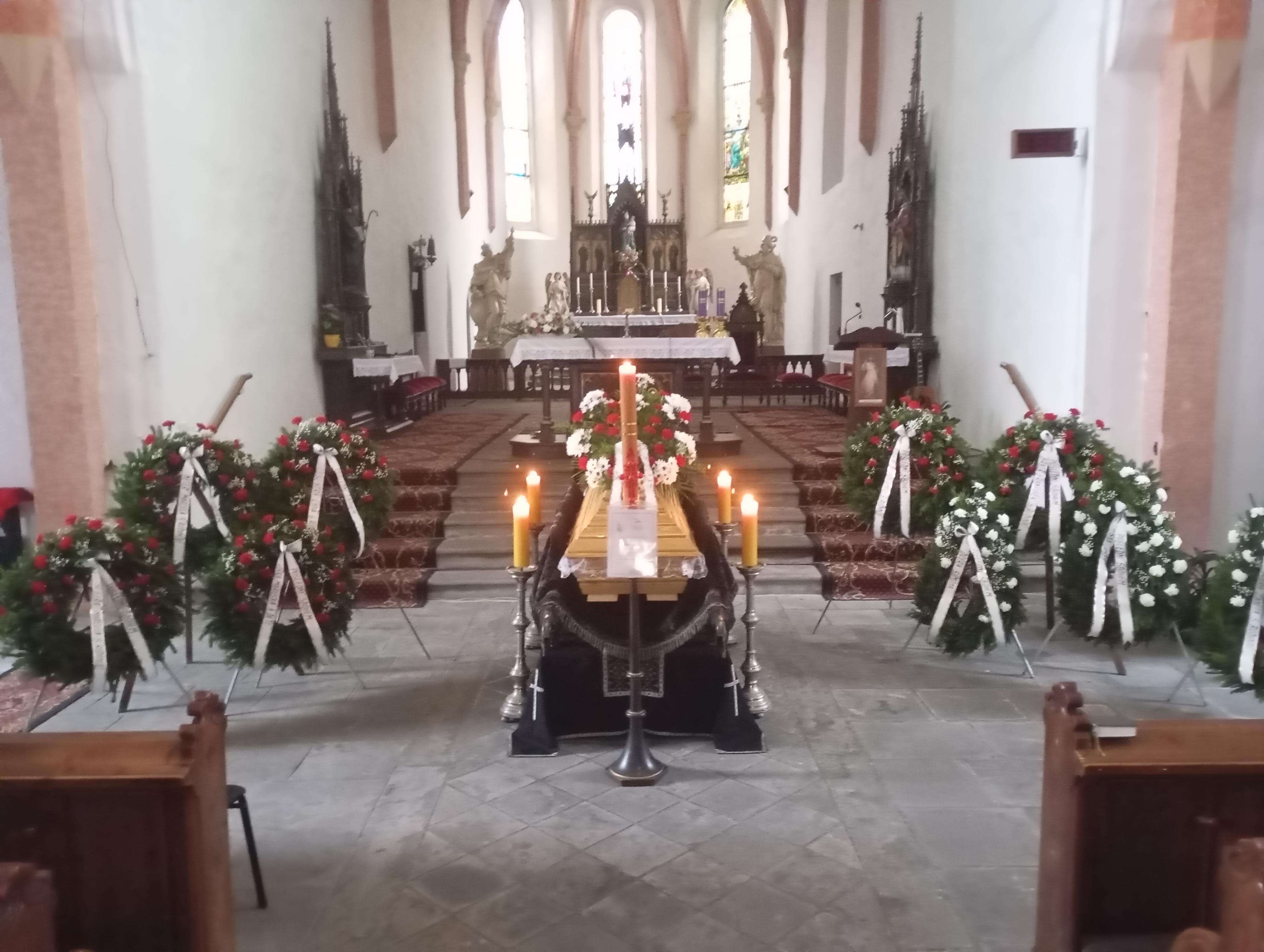 Pohřební služba Friml foto 3