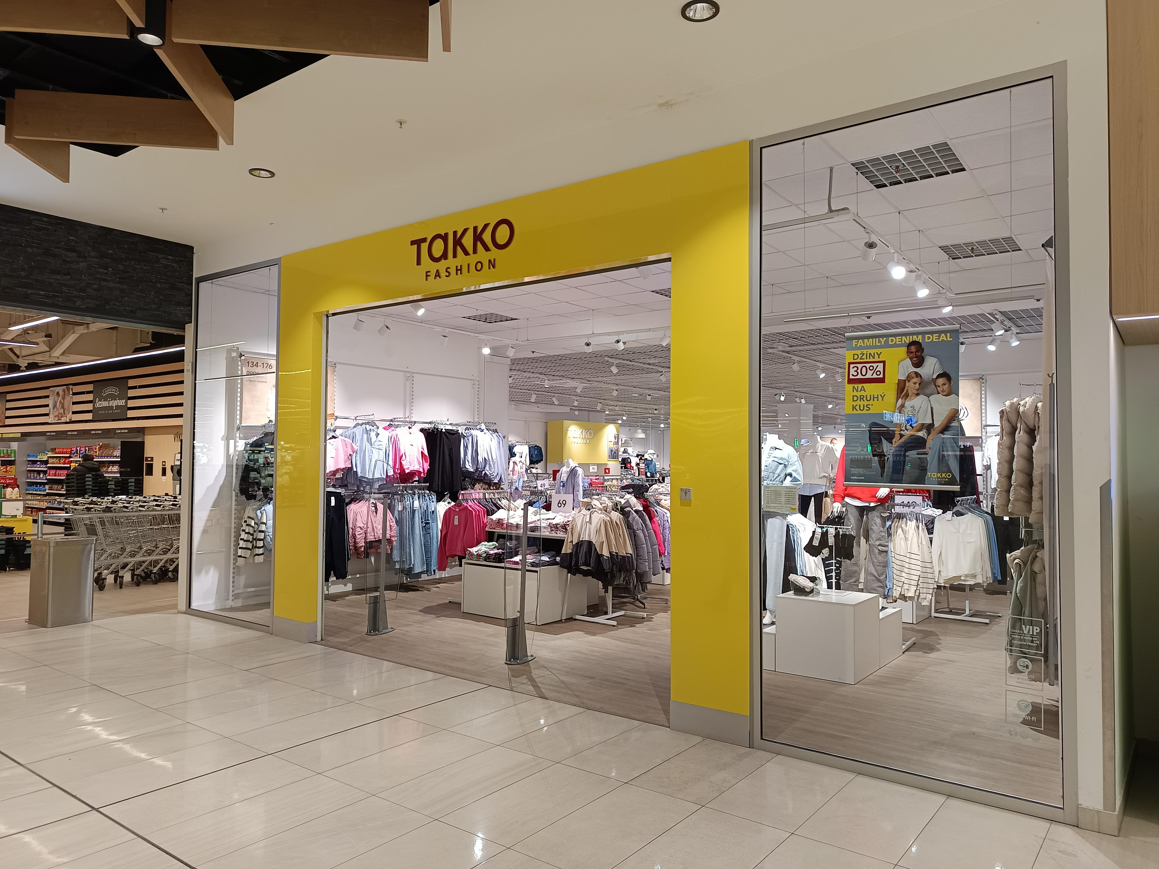 TAKKO FASHION foto 1