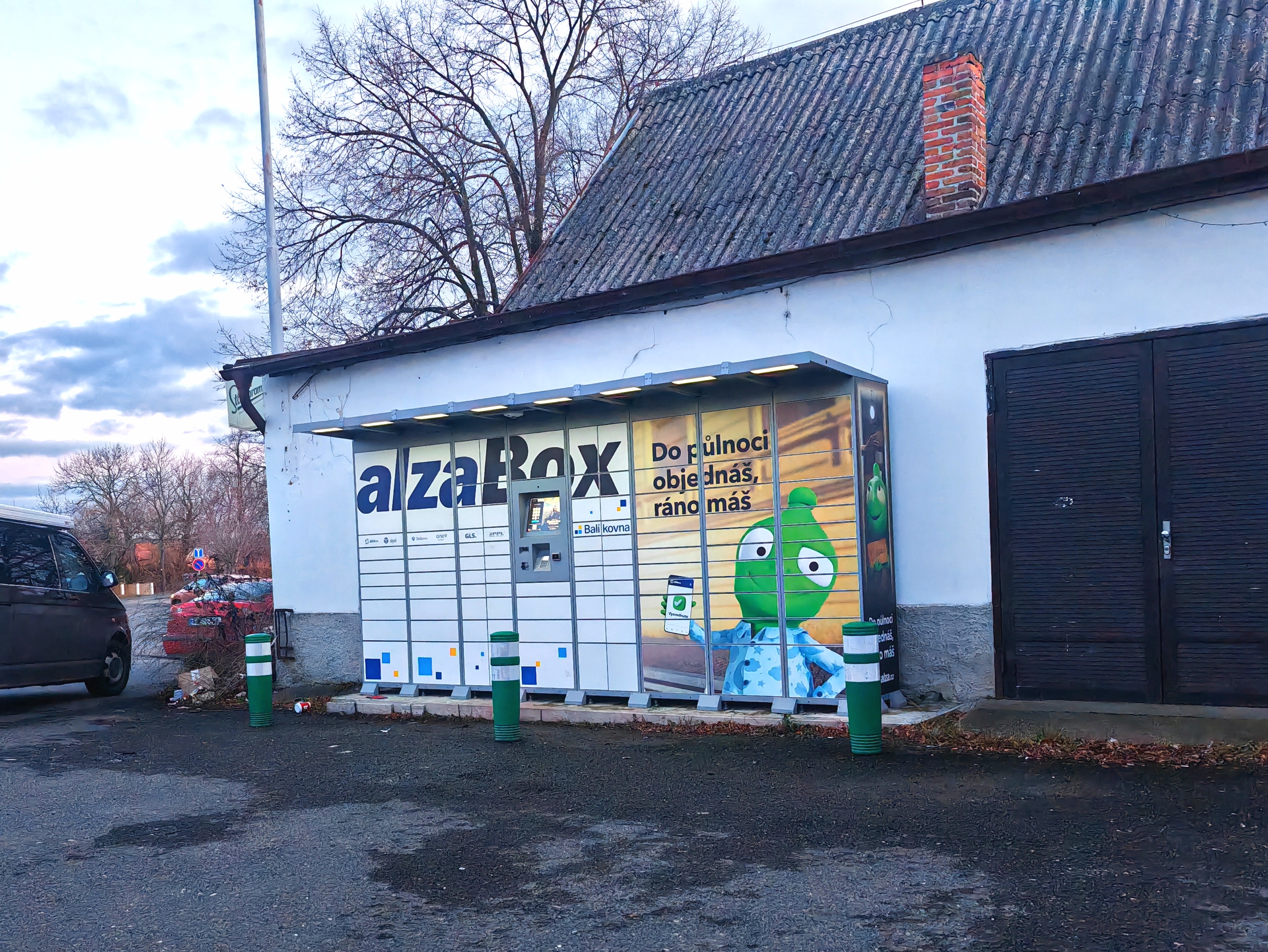 AlzaBox foto 2