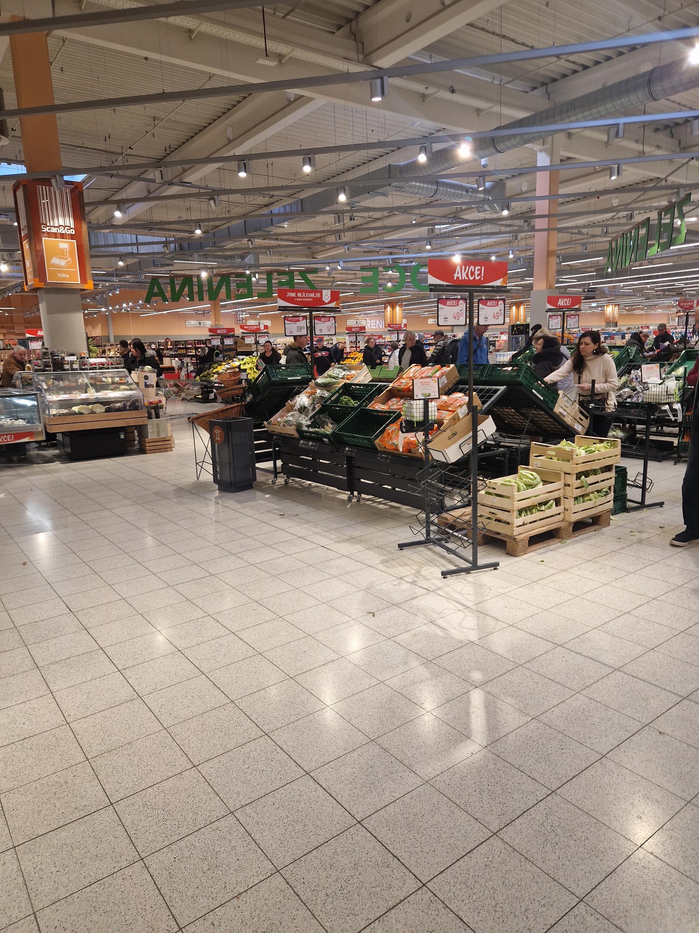 Globus Hypermarket foto 4