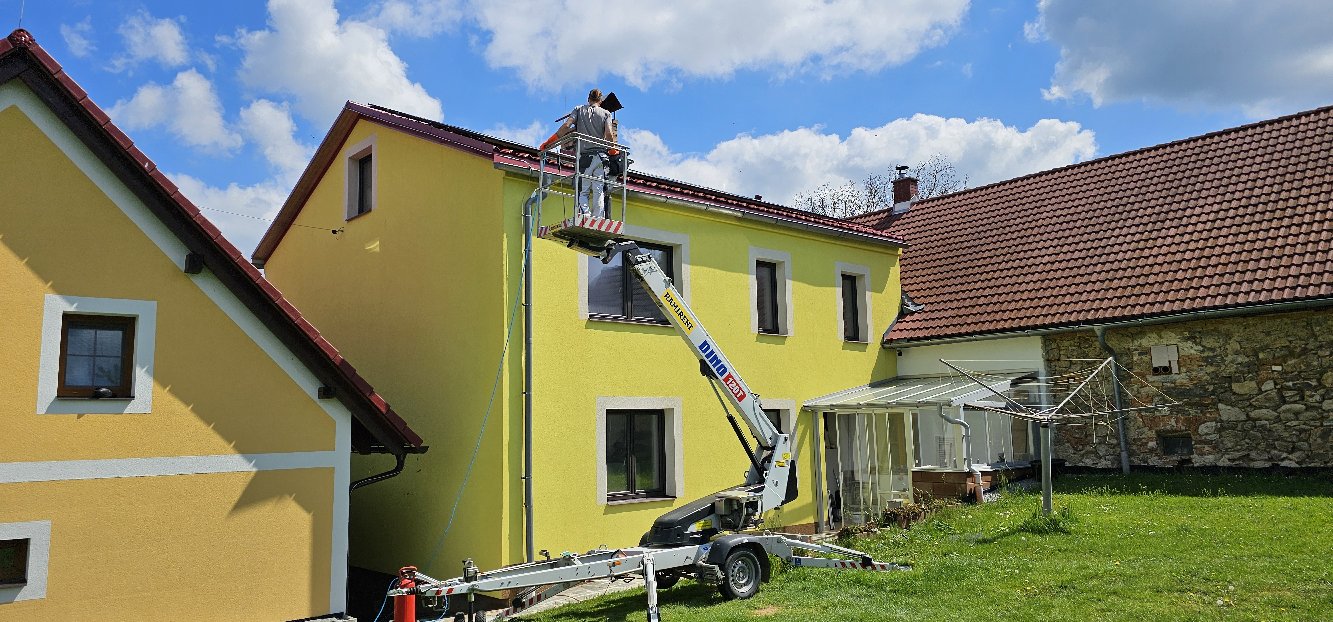 Čištění fasád a nátěry - BAREVNE-FASADY.CZ foto 6