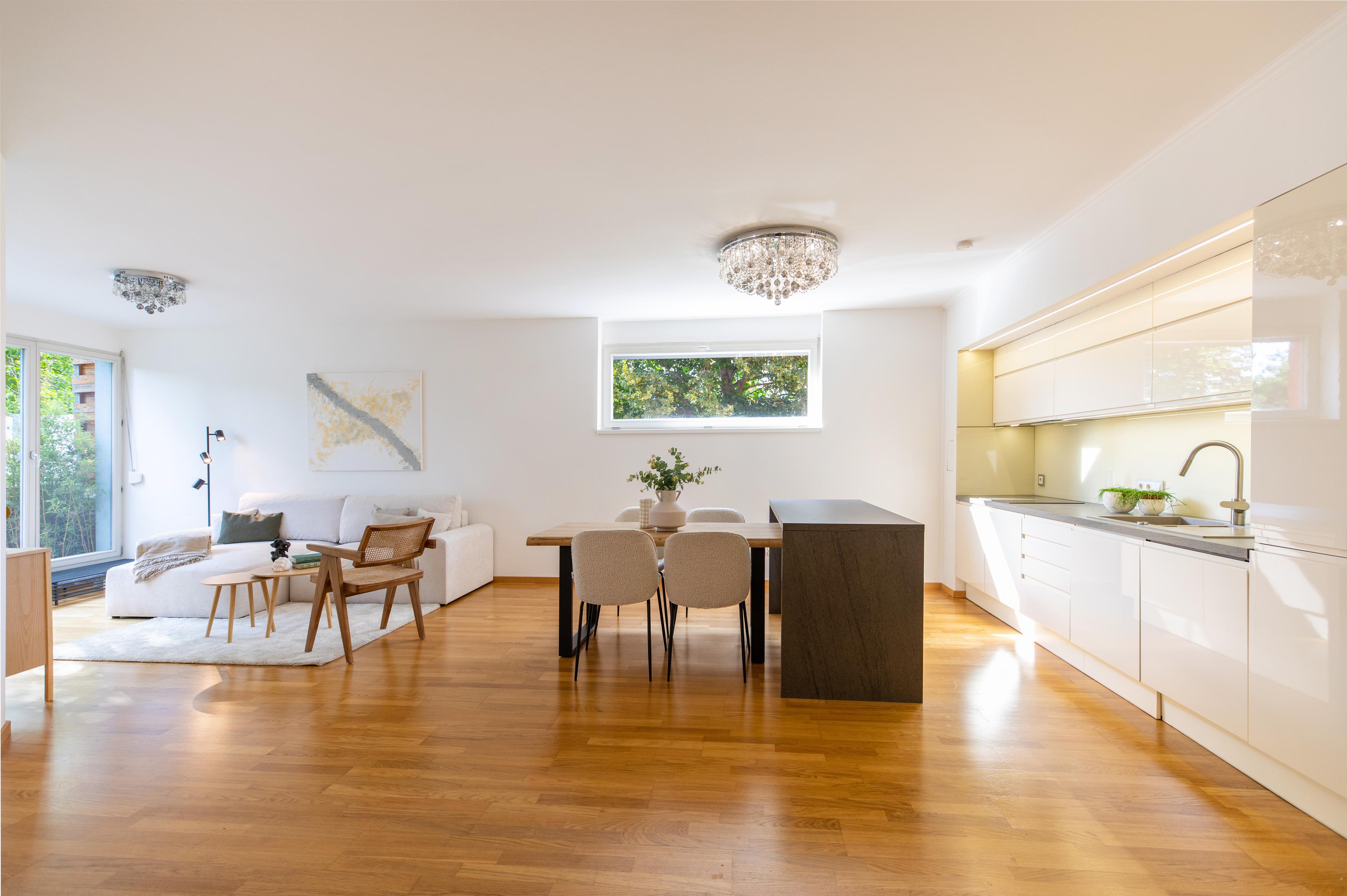 Century 21 Synergy - Vladimíra Halbychová