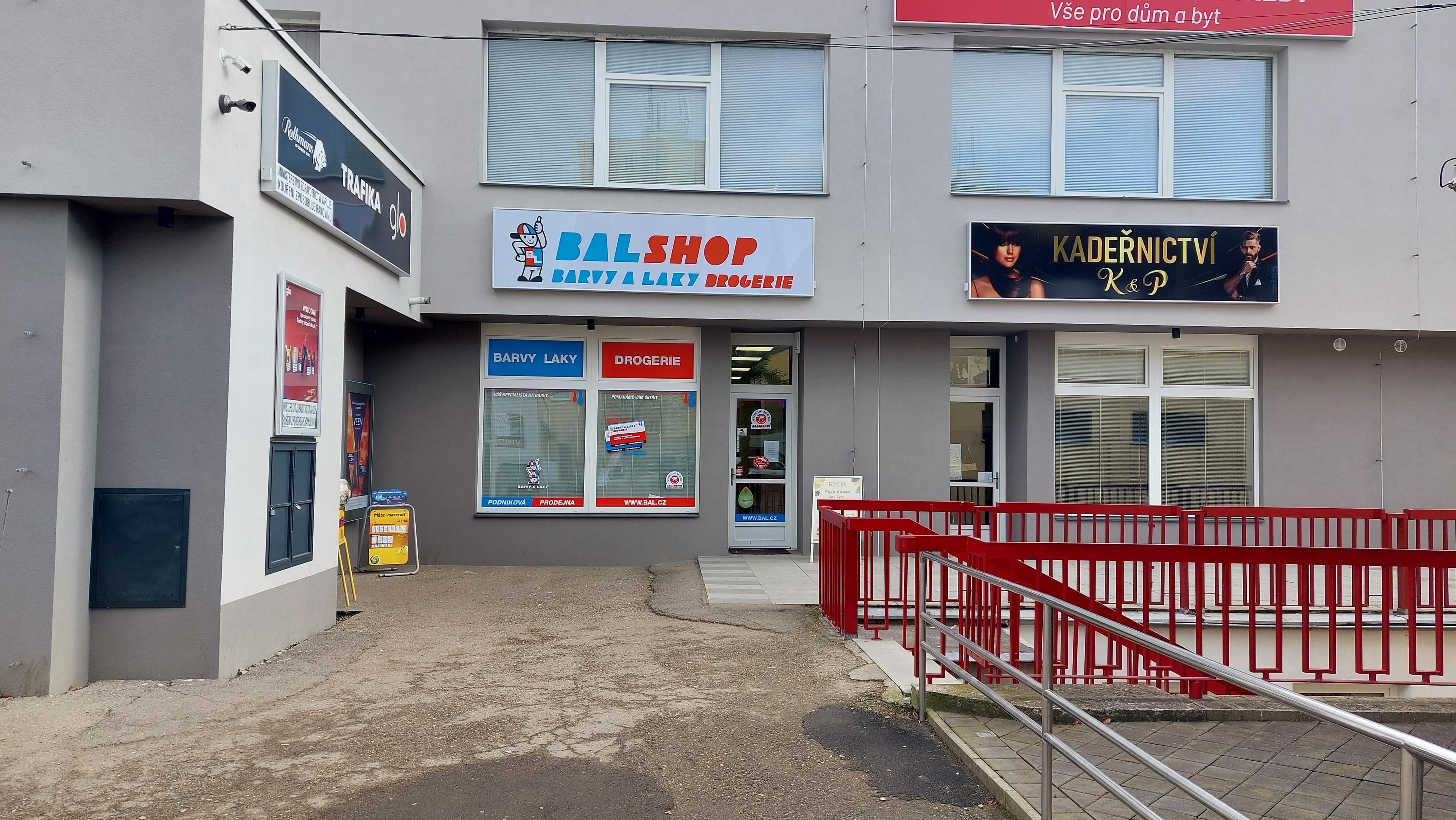 BARVY A LAKY DROGERIE foto 2