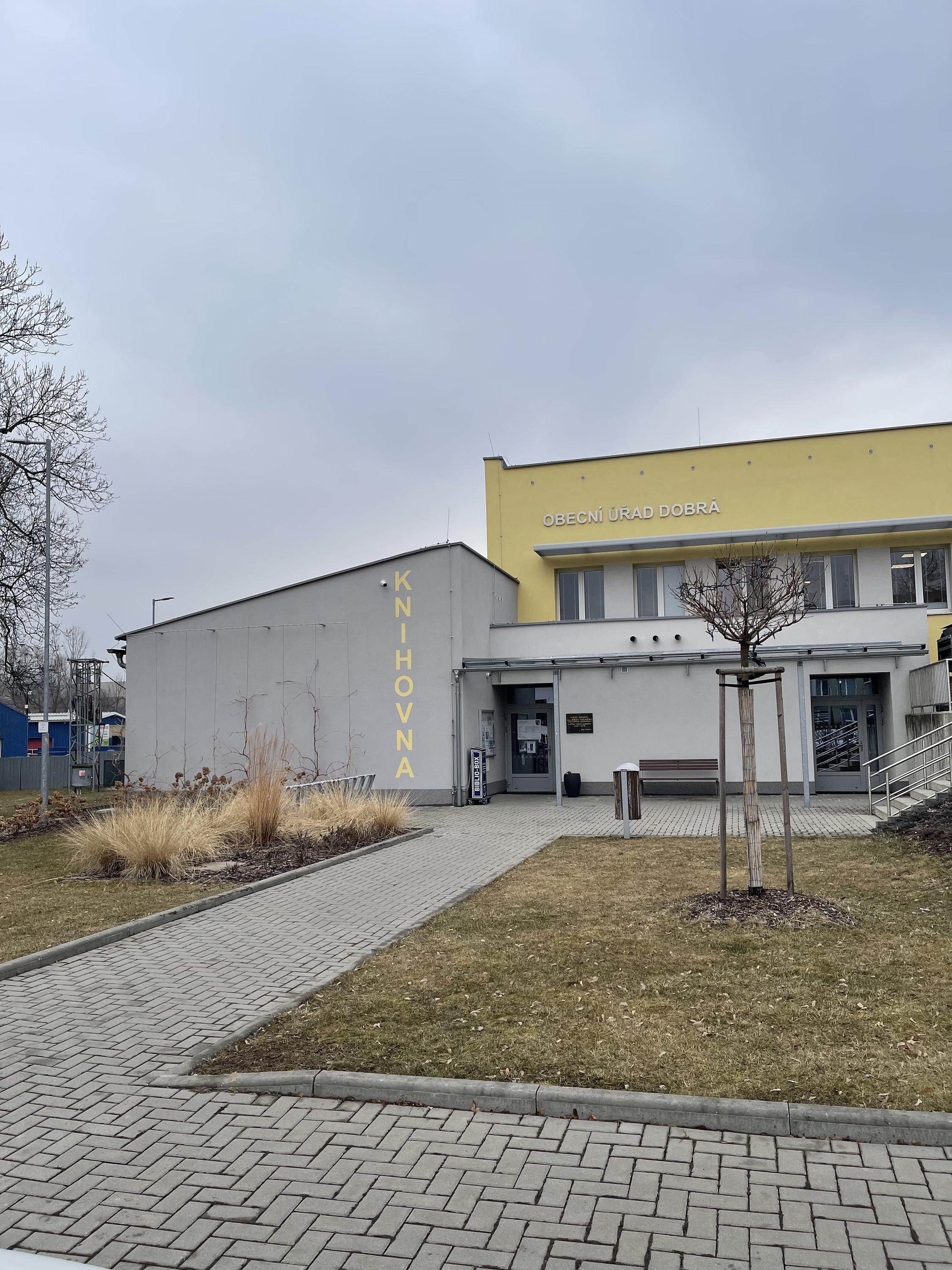 Místní knihovna Dobrá, příspěvková organizace foto 2