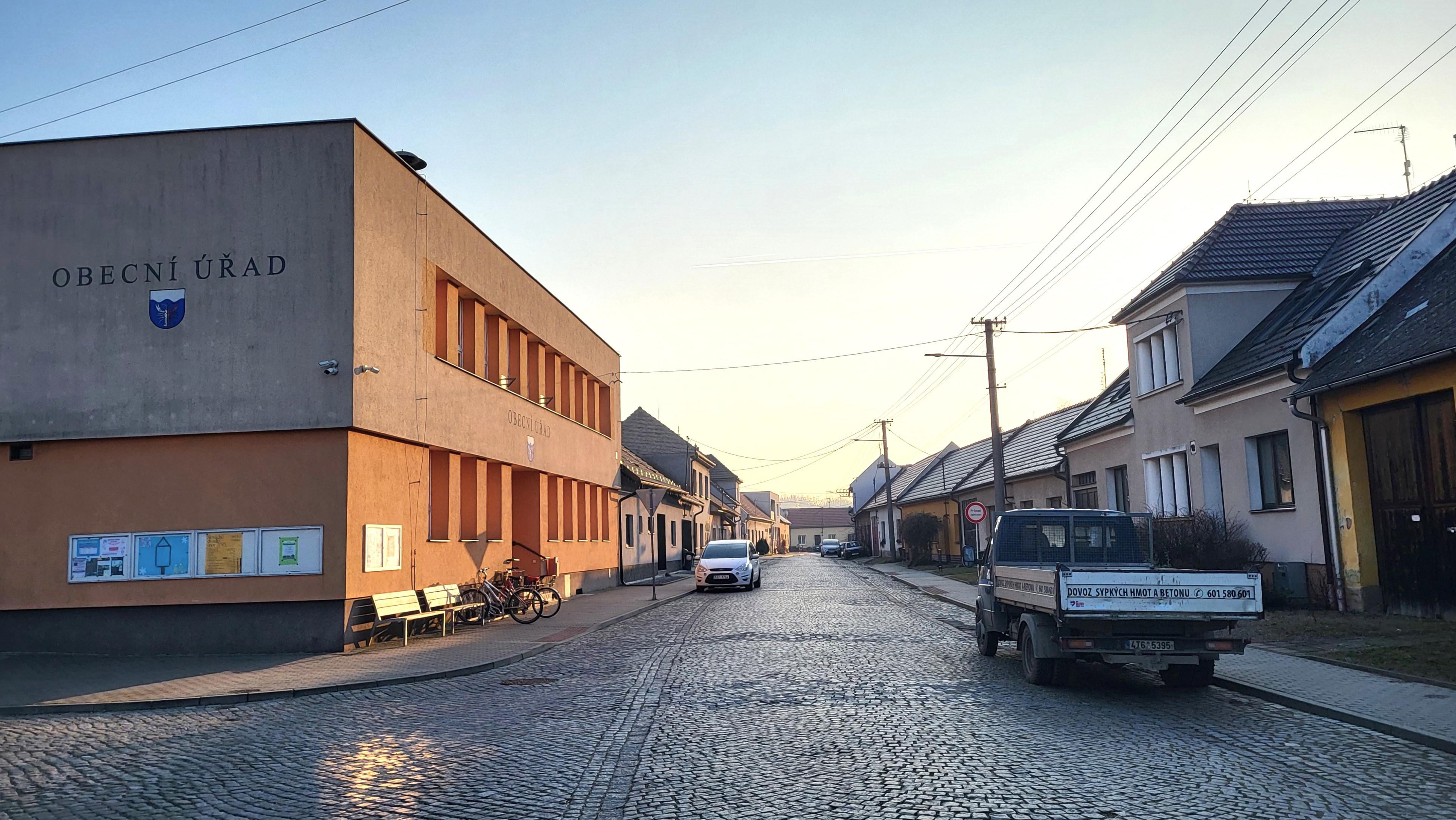 Kostelany nad Moravou - obecní úřad foto 3
