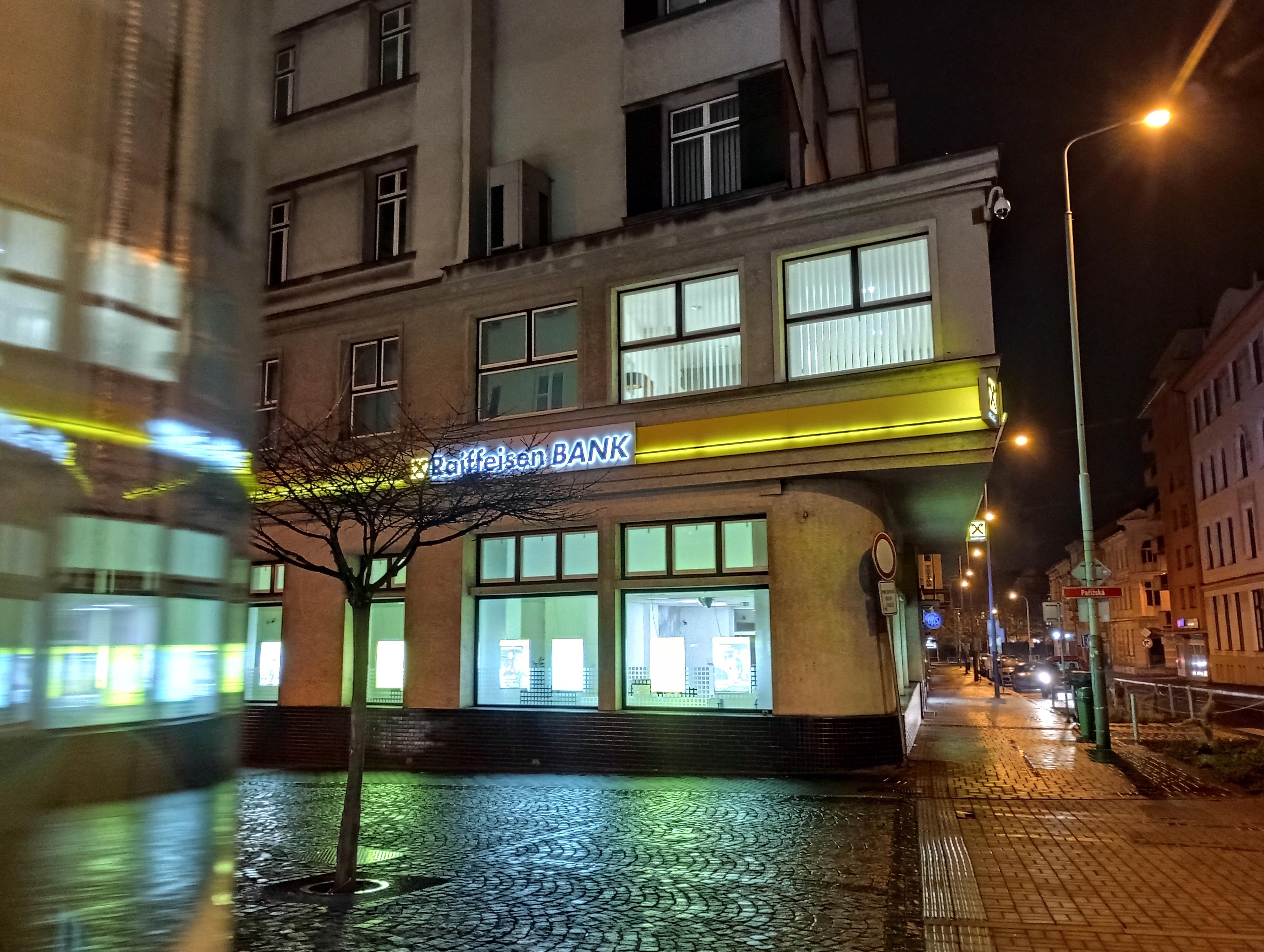 Raiffeisenbank - pobočka foto 2