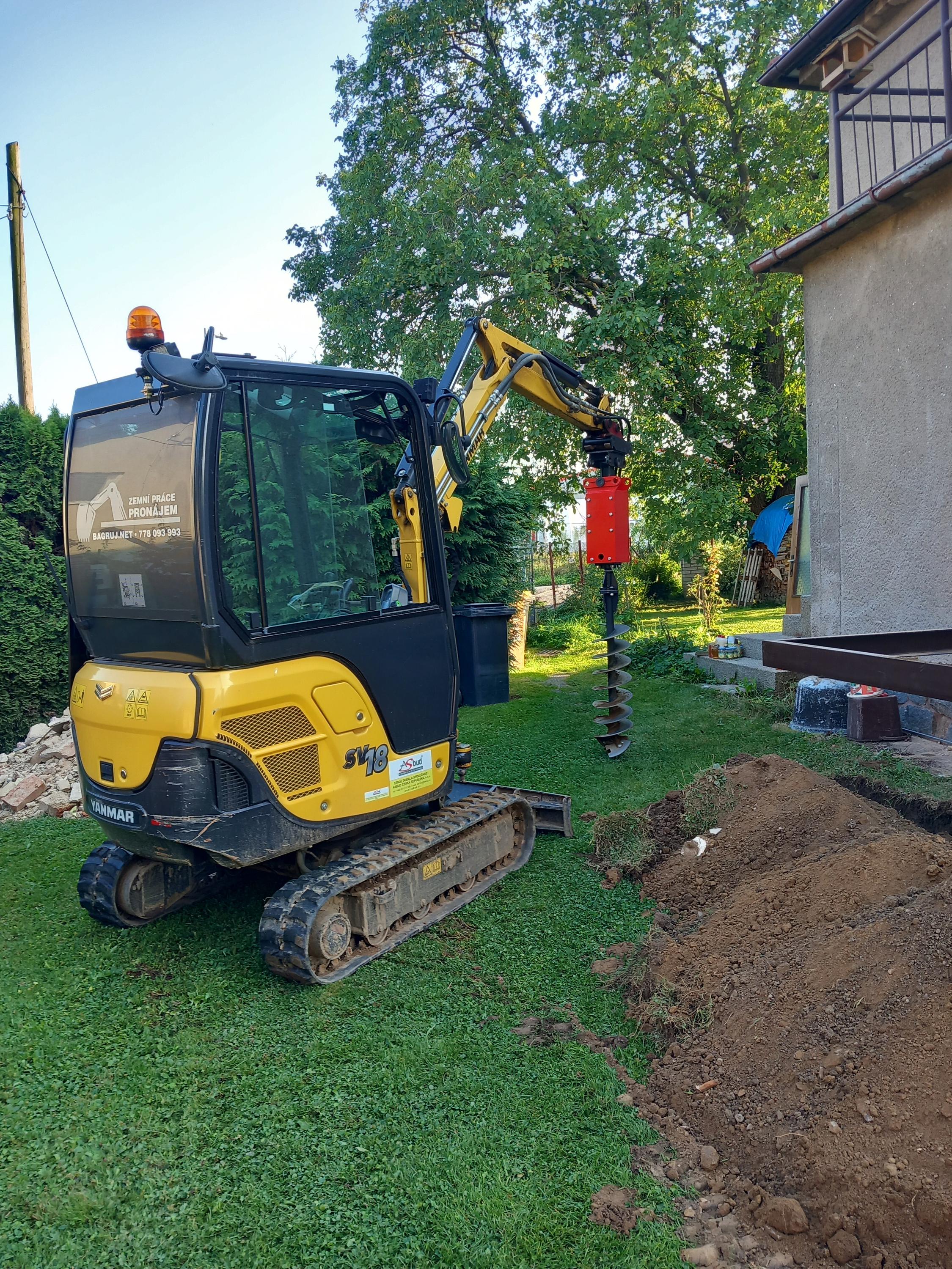 Třídicí lžíce a minibagr Jiří Šindelář foto 4