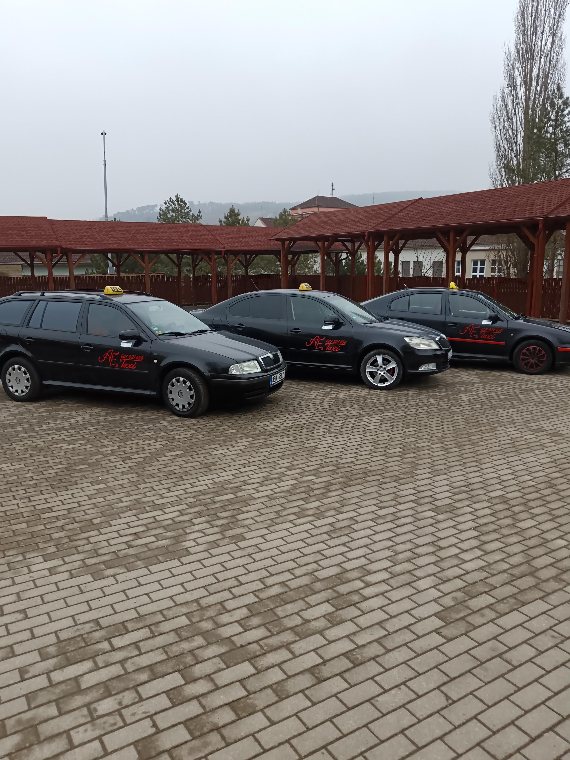 AE taxi foto 6