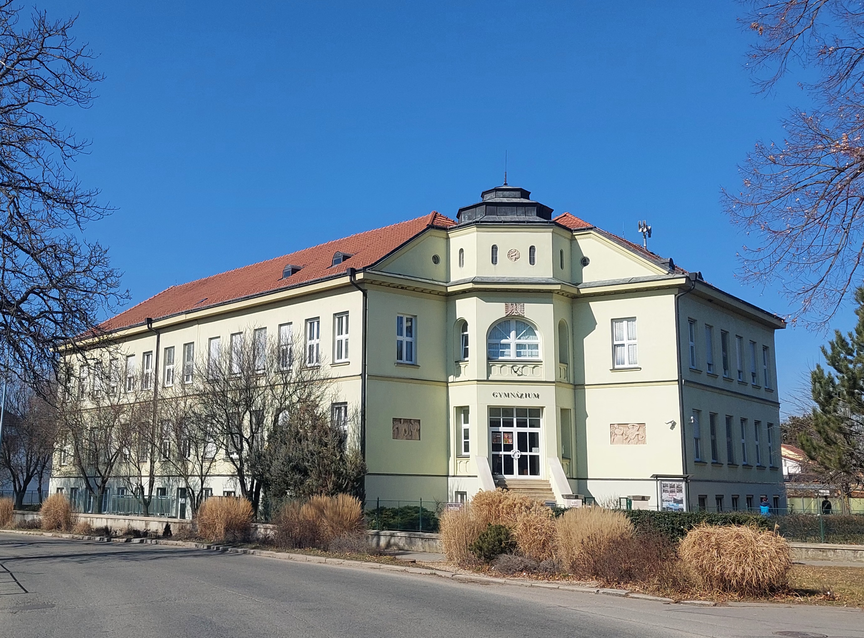 Gymnázium Židlochovice foto 6