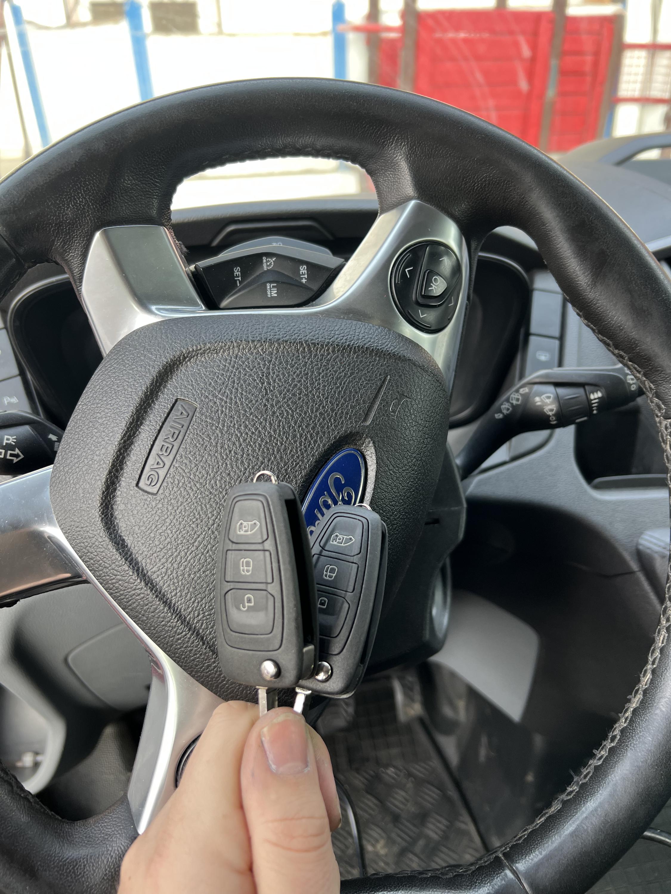 Zámečník a autozámečník Jiří Šamonil foto 3