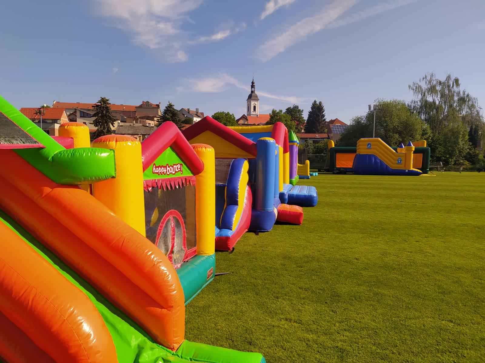 Happy-Hop.cz půjčovna skákacích hradů
