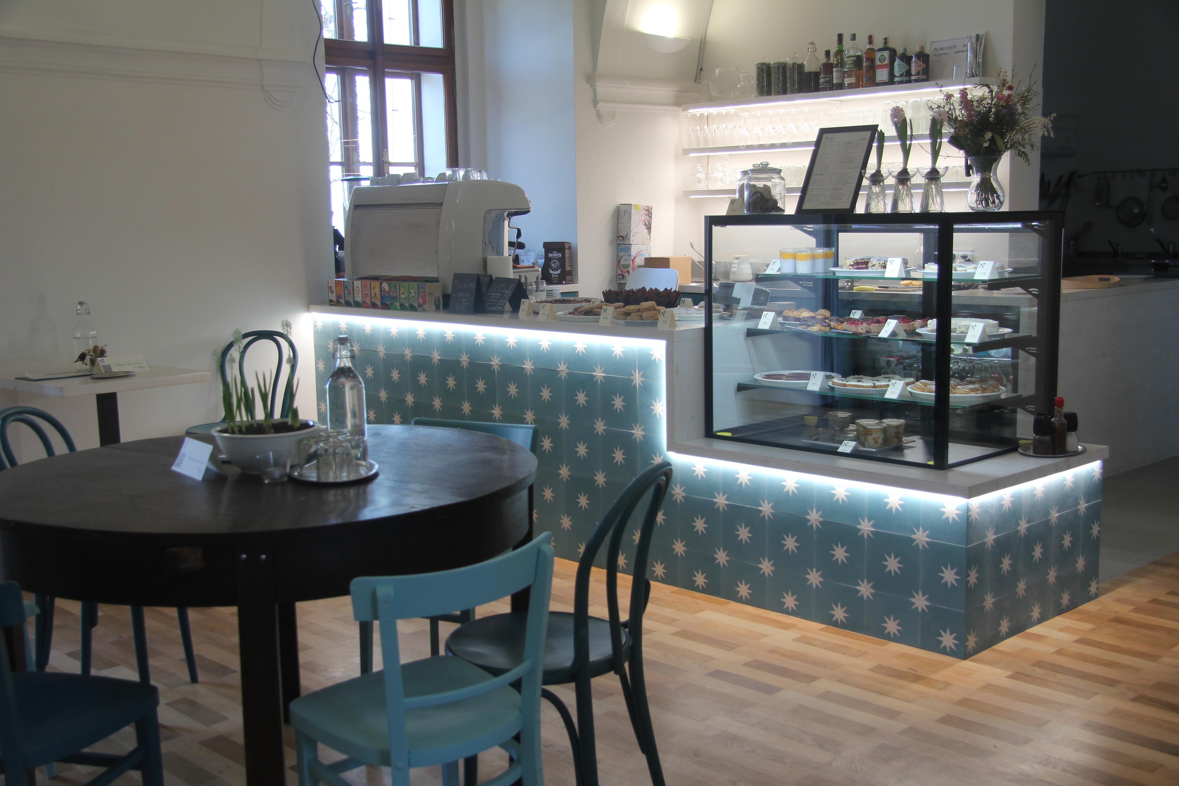 Kavárna Nebe na zemi foto 4