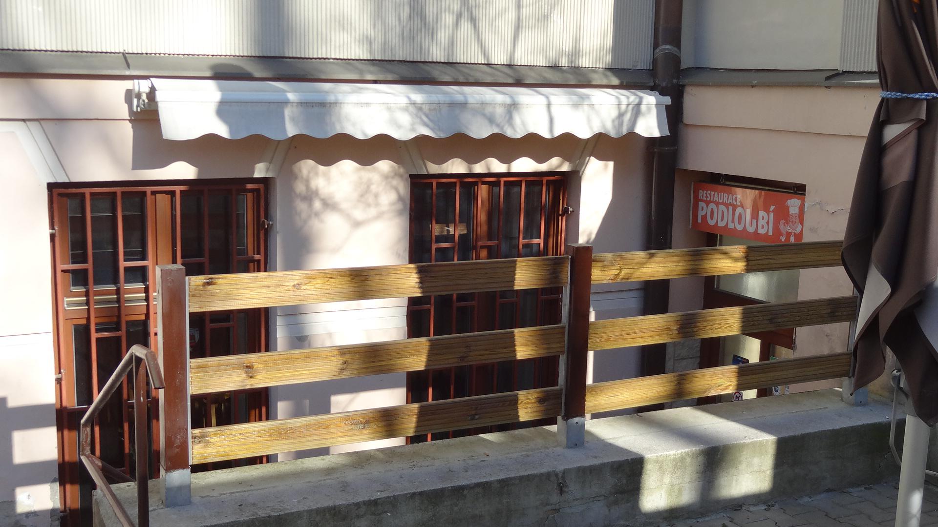 Restaurace Podloubí foto 3