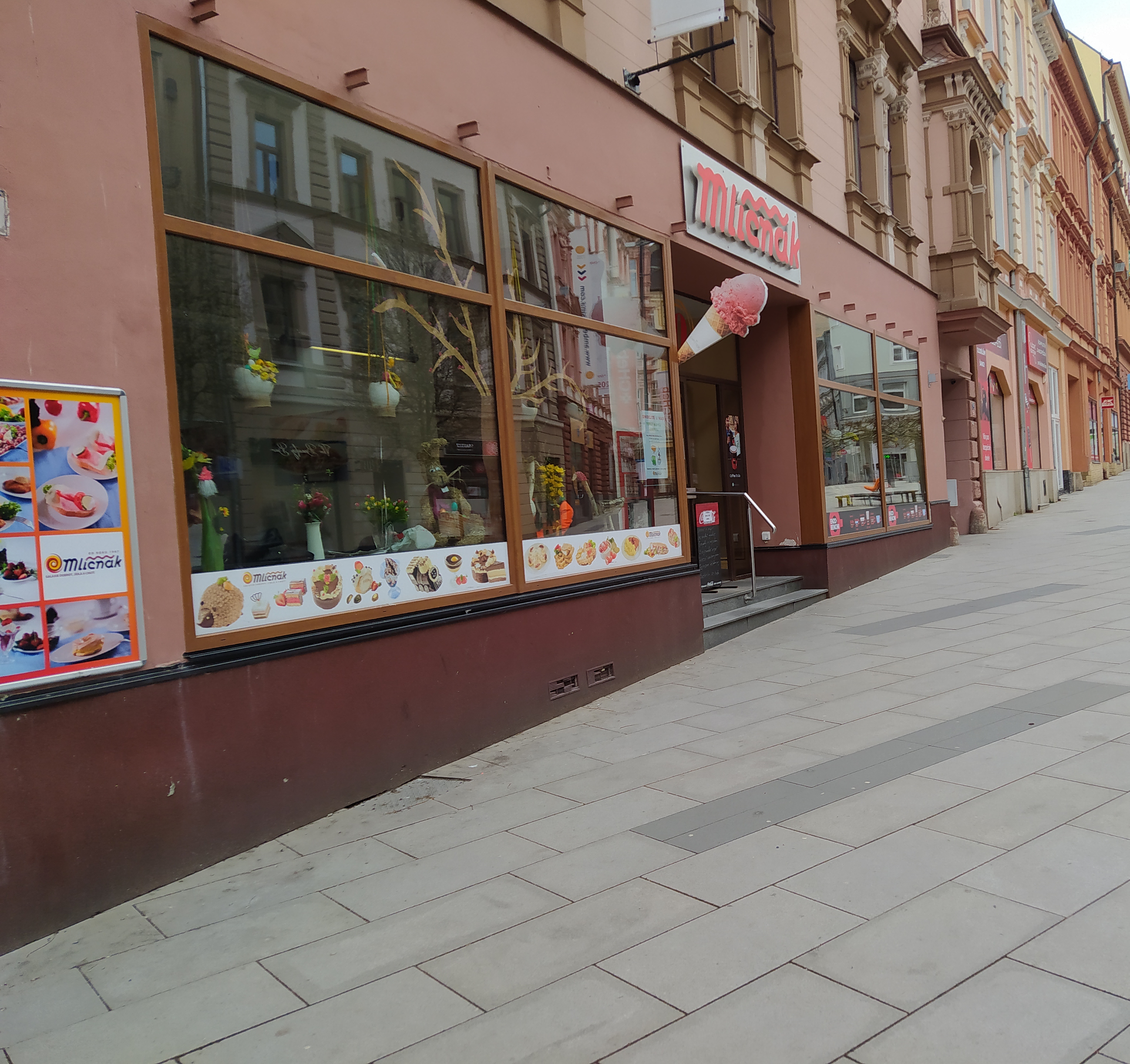 Restaurace a cukrárna Mlíčňák foto 2