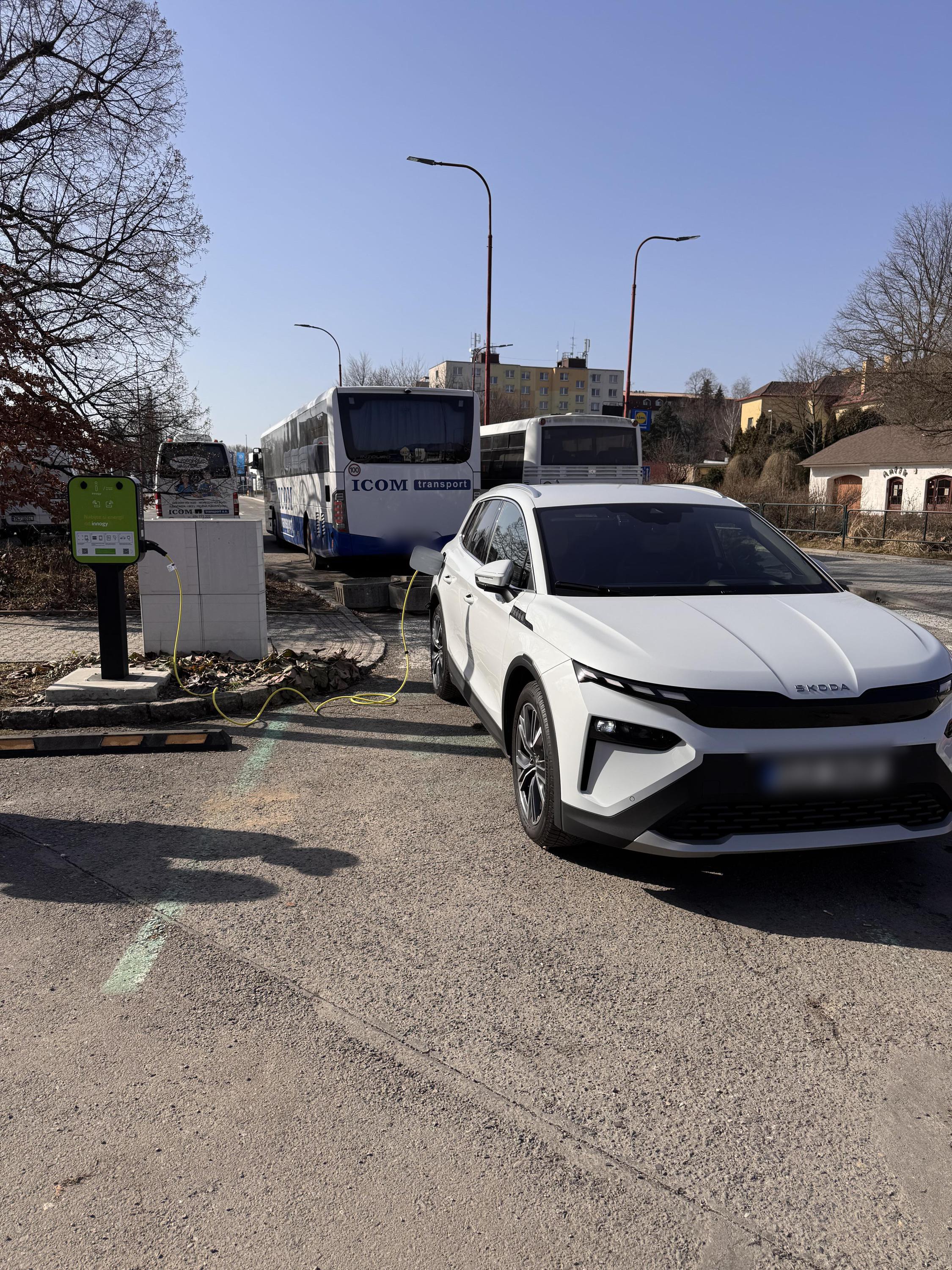 Dobíjecí stanice innogy foto 2