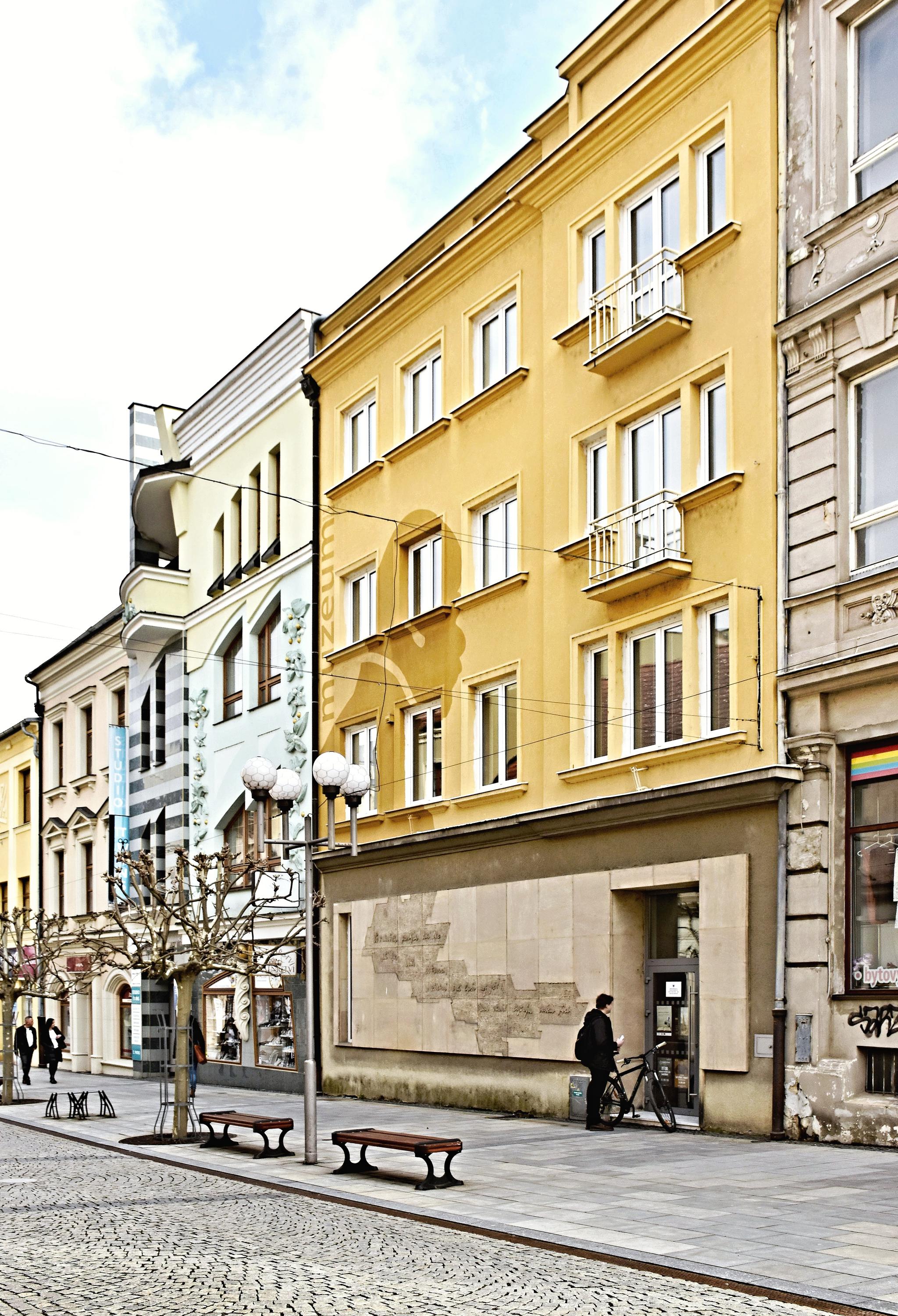 Památník Petra Bezruče foto 6