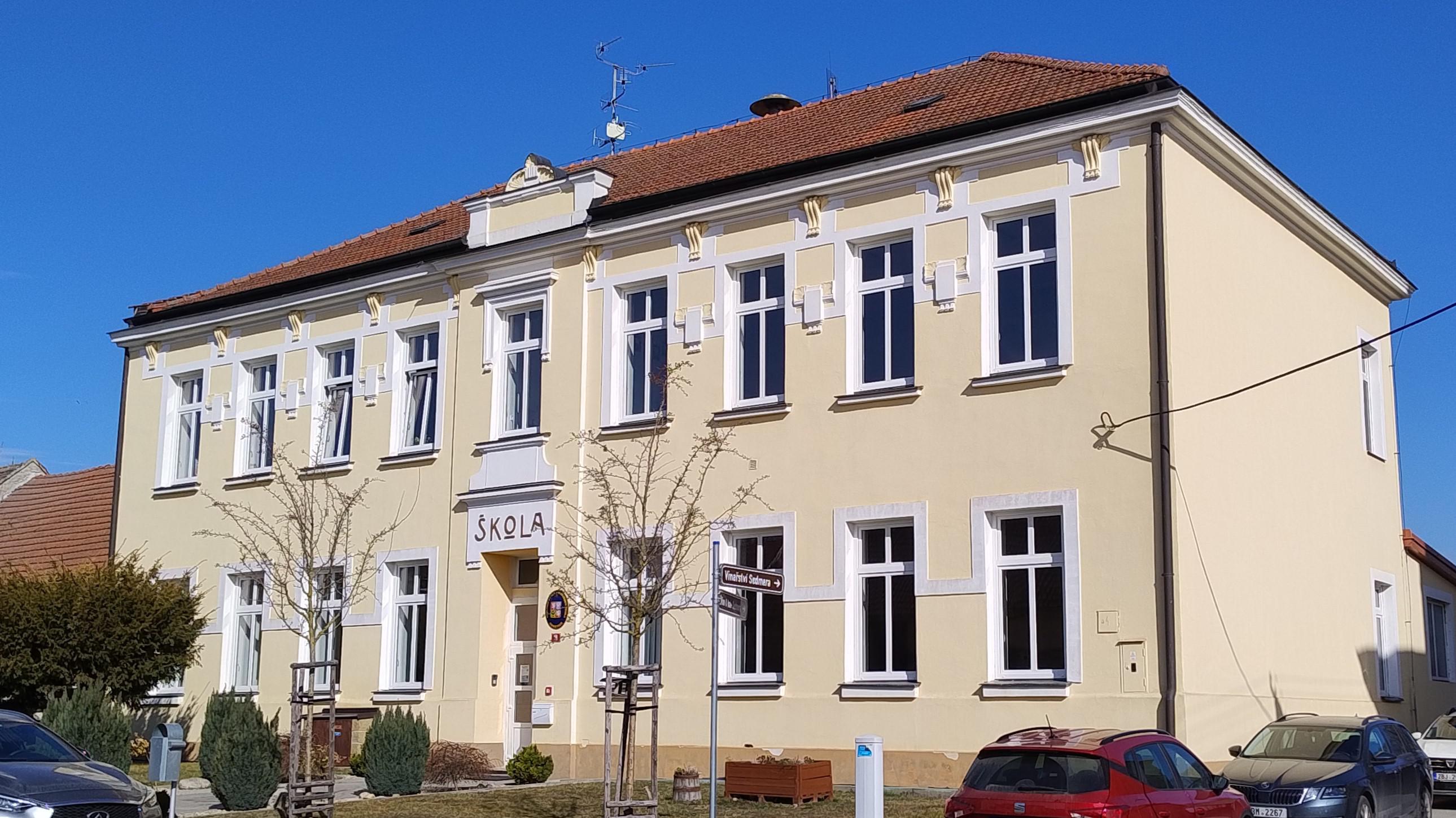 ZŠ a MŠ, Bohutice, okres Znojmo foto 2