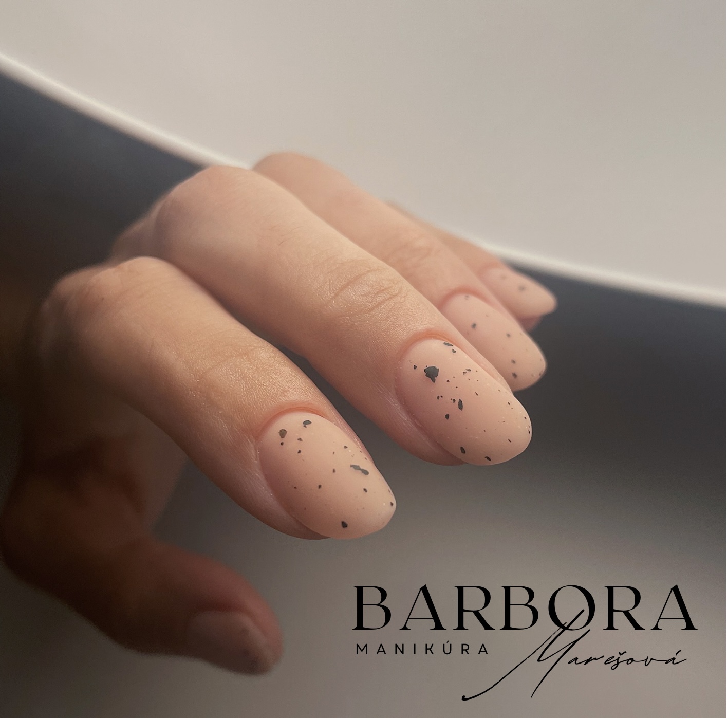 Barbora Marešová - MANIKÚRA & PEDIKÚRA foto 4