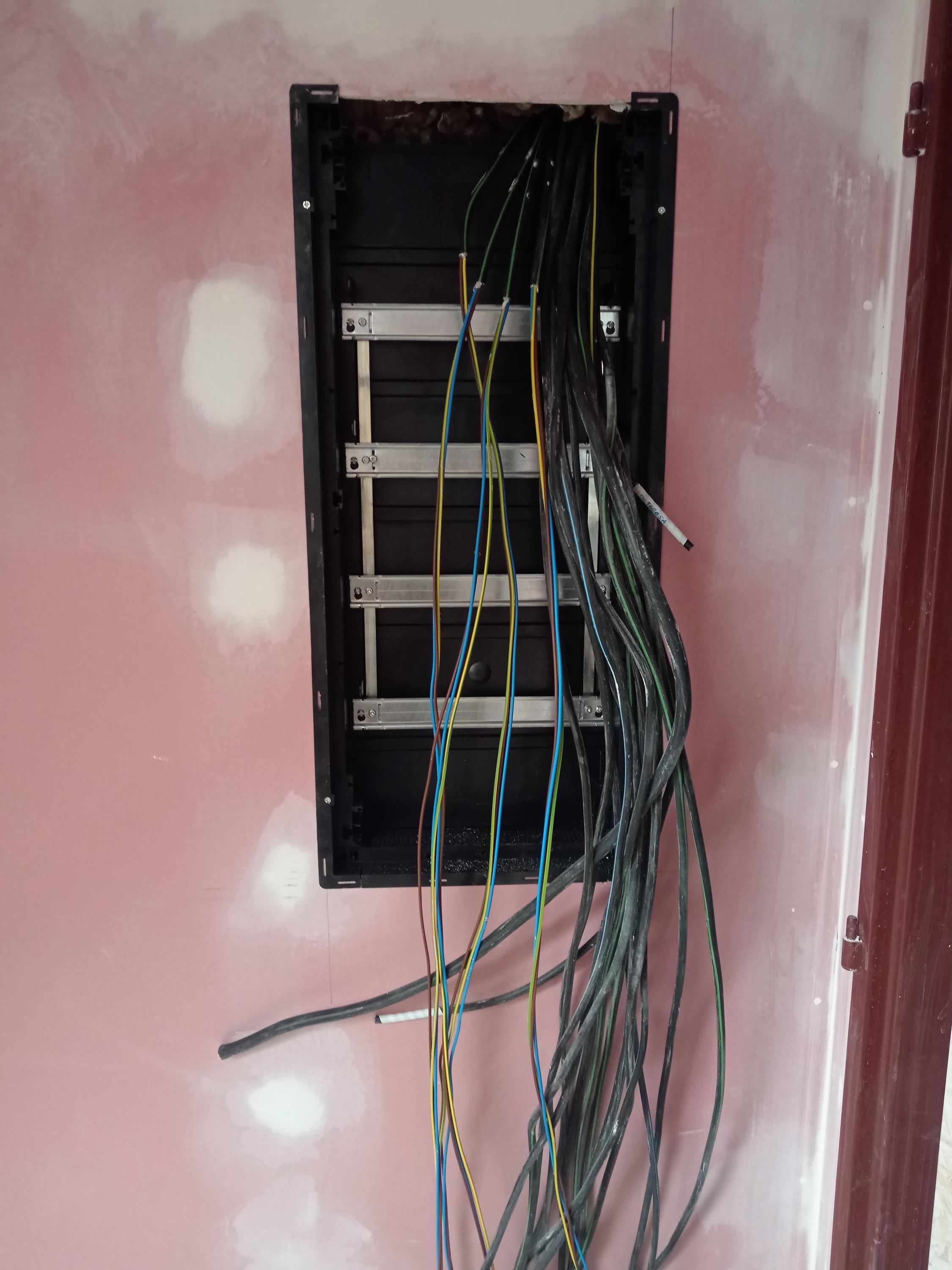 Elektroinstalace Tomáš Kubizňák foto 2
