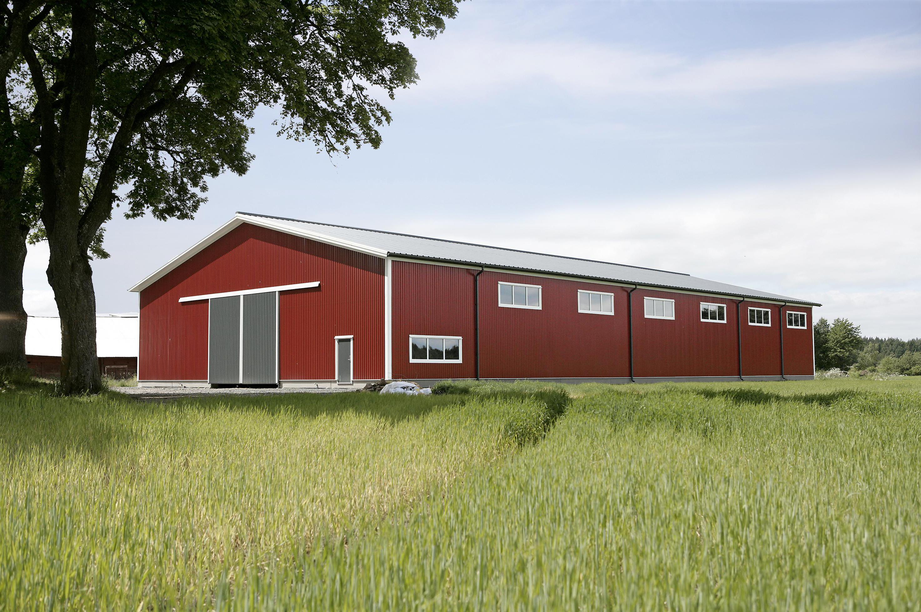 Borga s.r.o. - montované ocelové haly