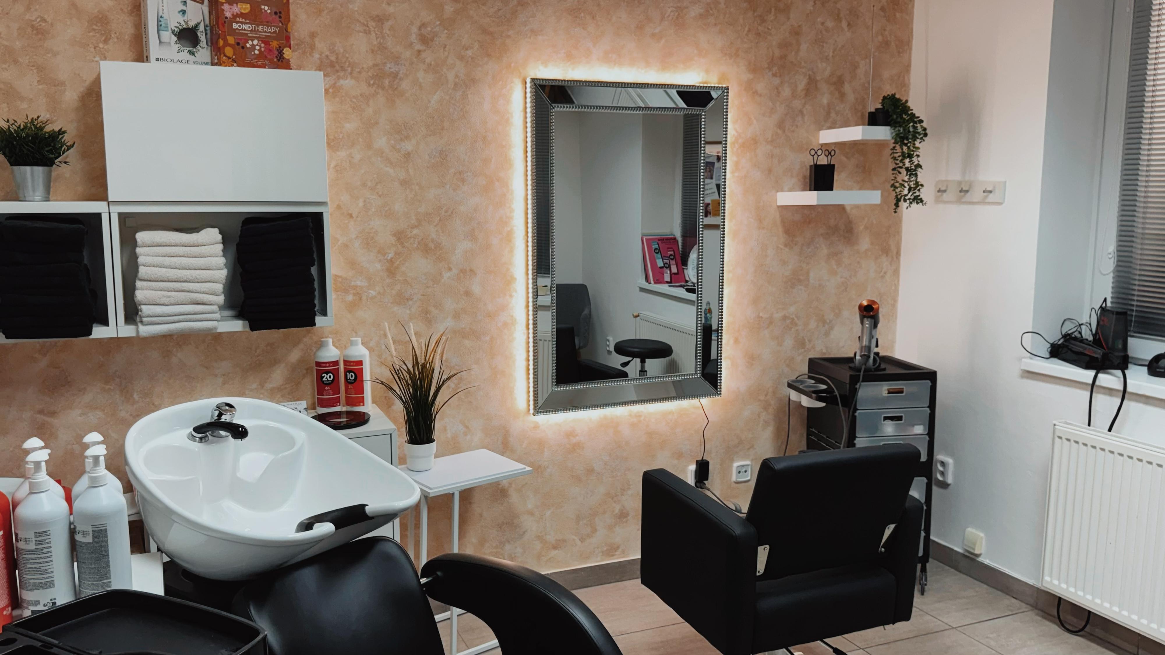 Kadeřnické studio Lucie Valentová foto 5