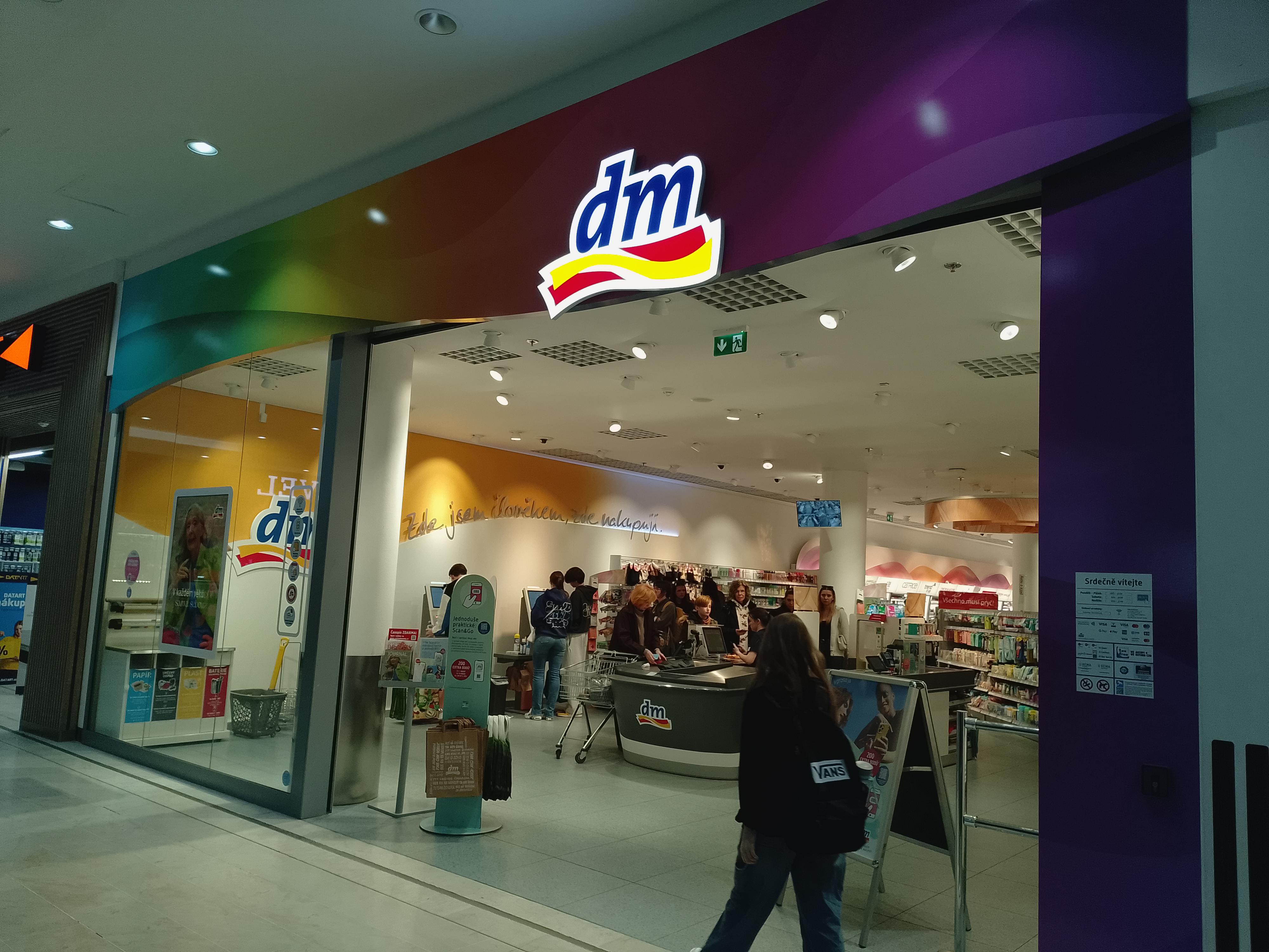 dm drogerie markt s.r.o. foto 5