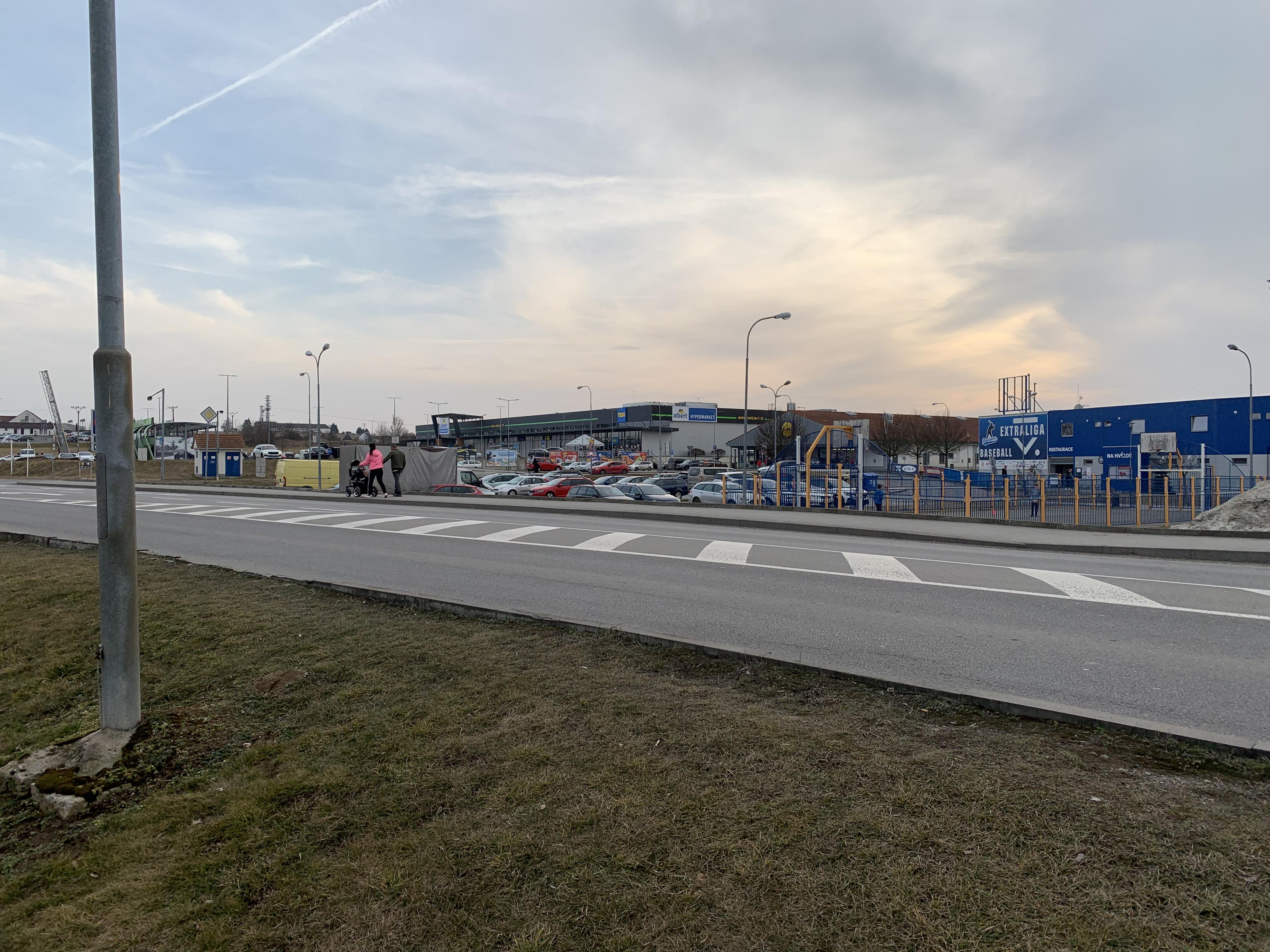 Albert Hypermarket foto 3