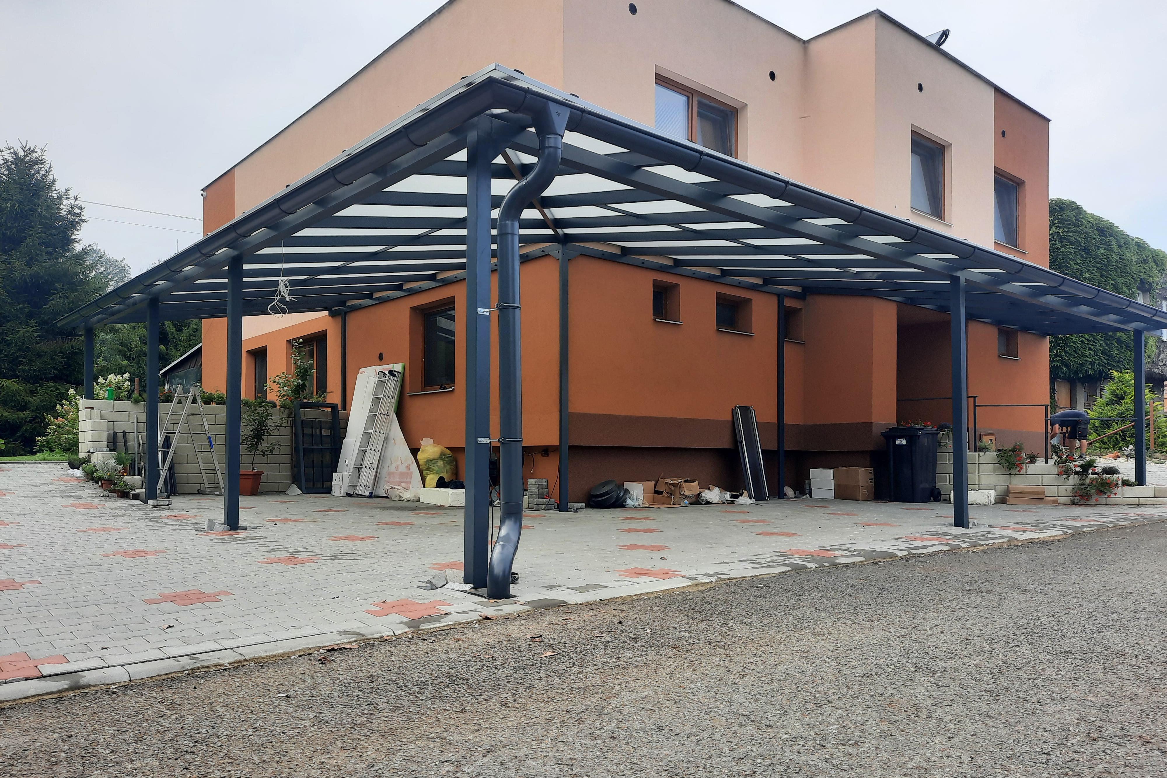 BUR-WAG STAVING, s.r.o.