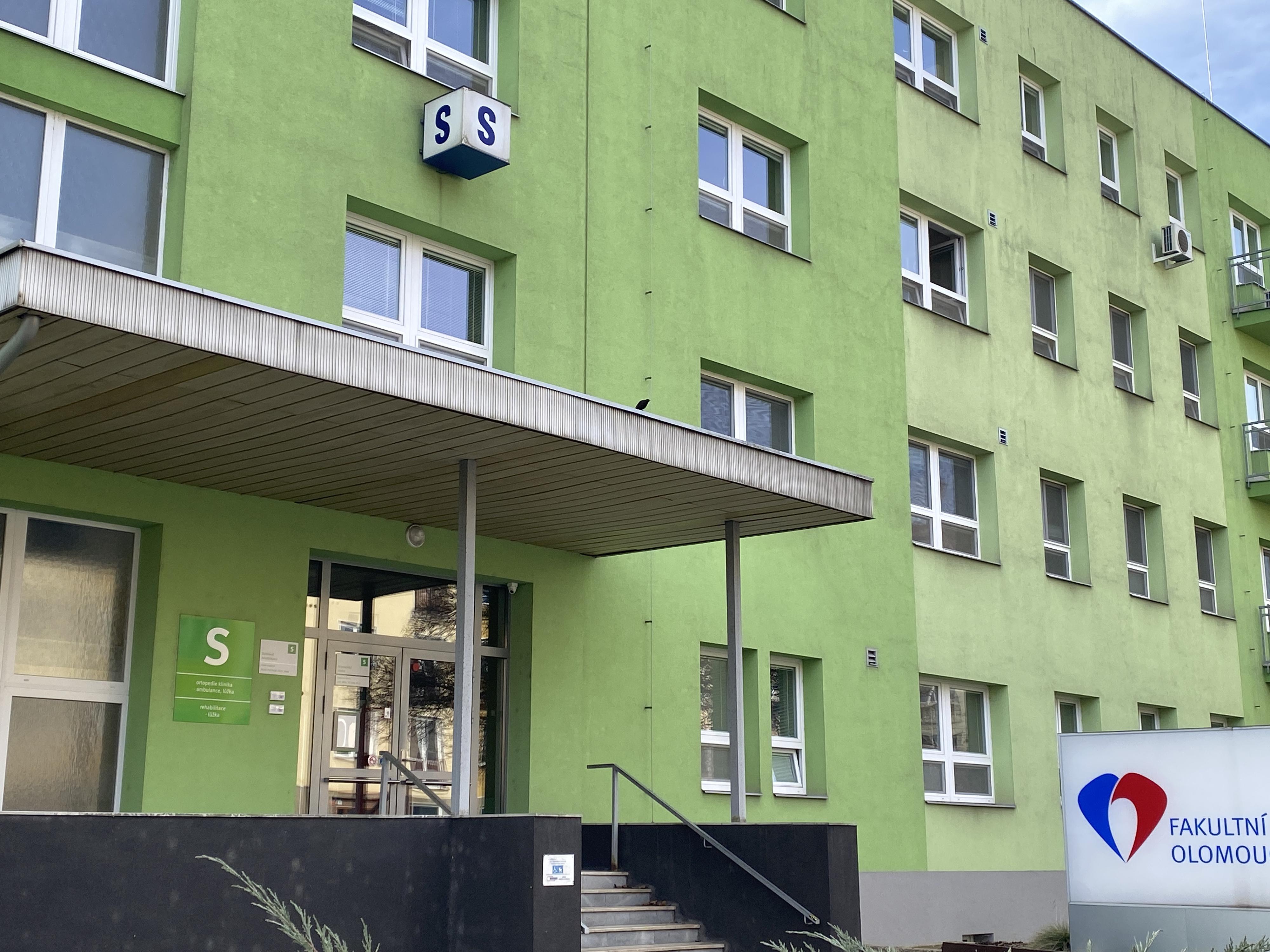Ortopedická klinika - Fakultní nemocnice Olomouc foto 2