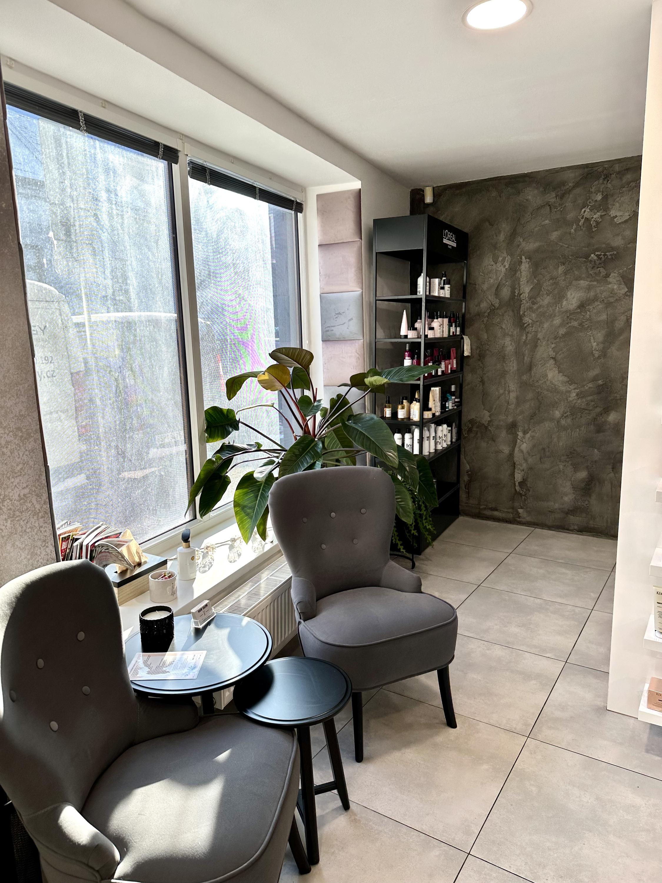 Michaela Linhová Hair salon foto 2