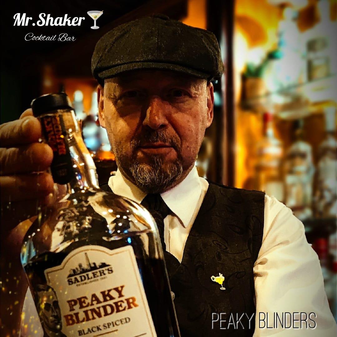 Mr. Shaker - Cocktail Bar