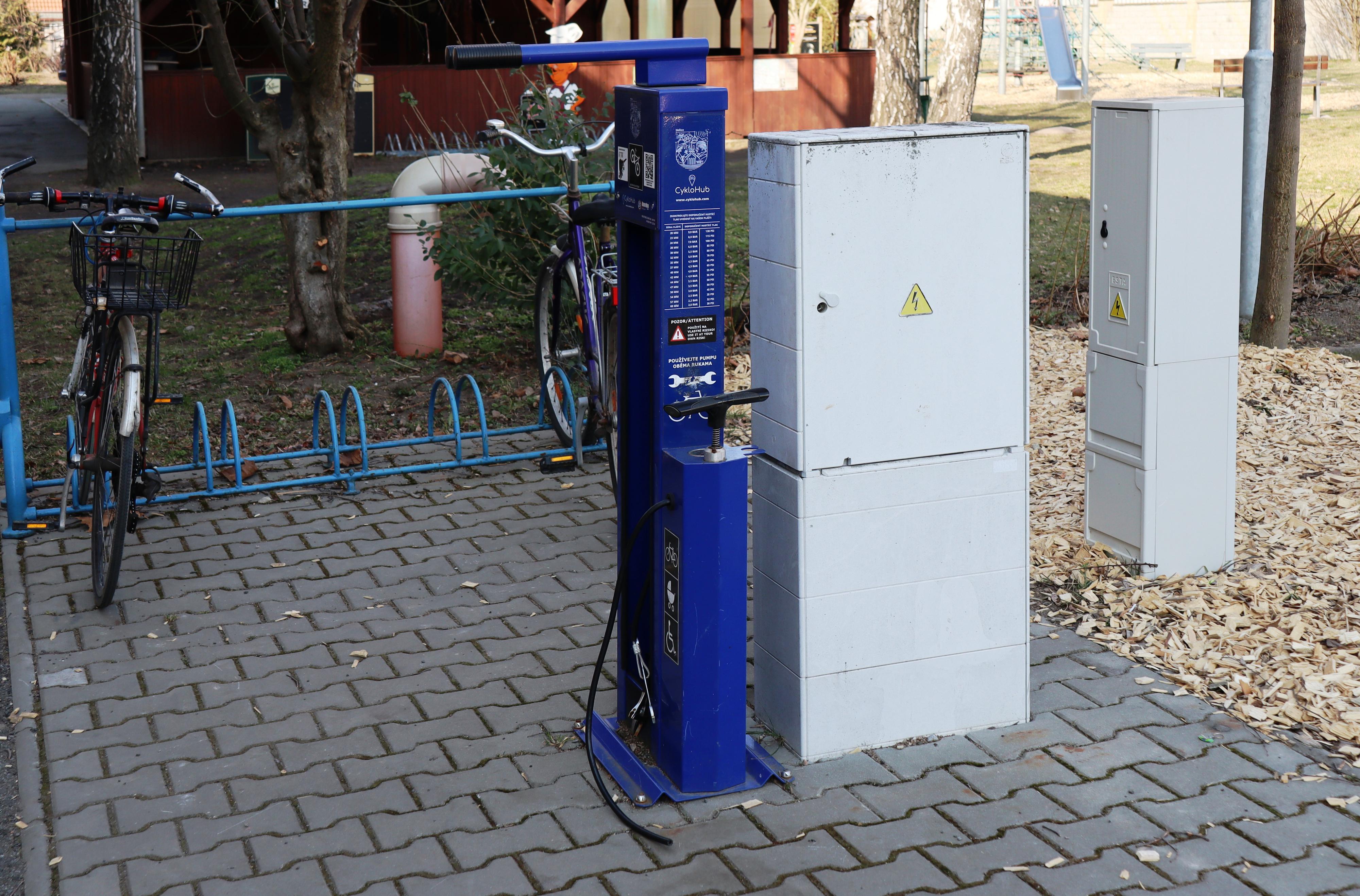 Nabíjecí stanice Africké muzeum Dr. Emila Holuba