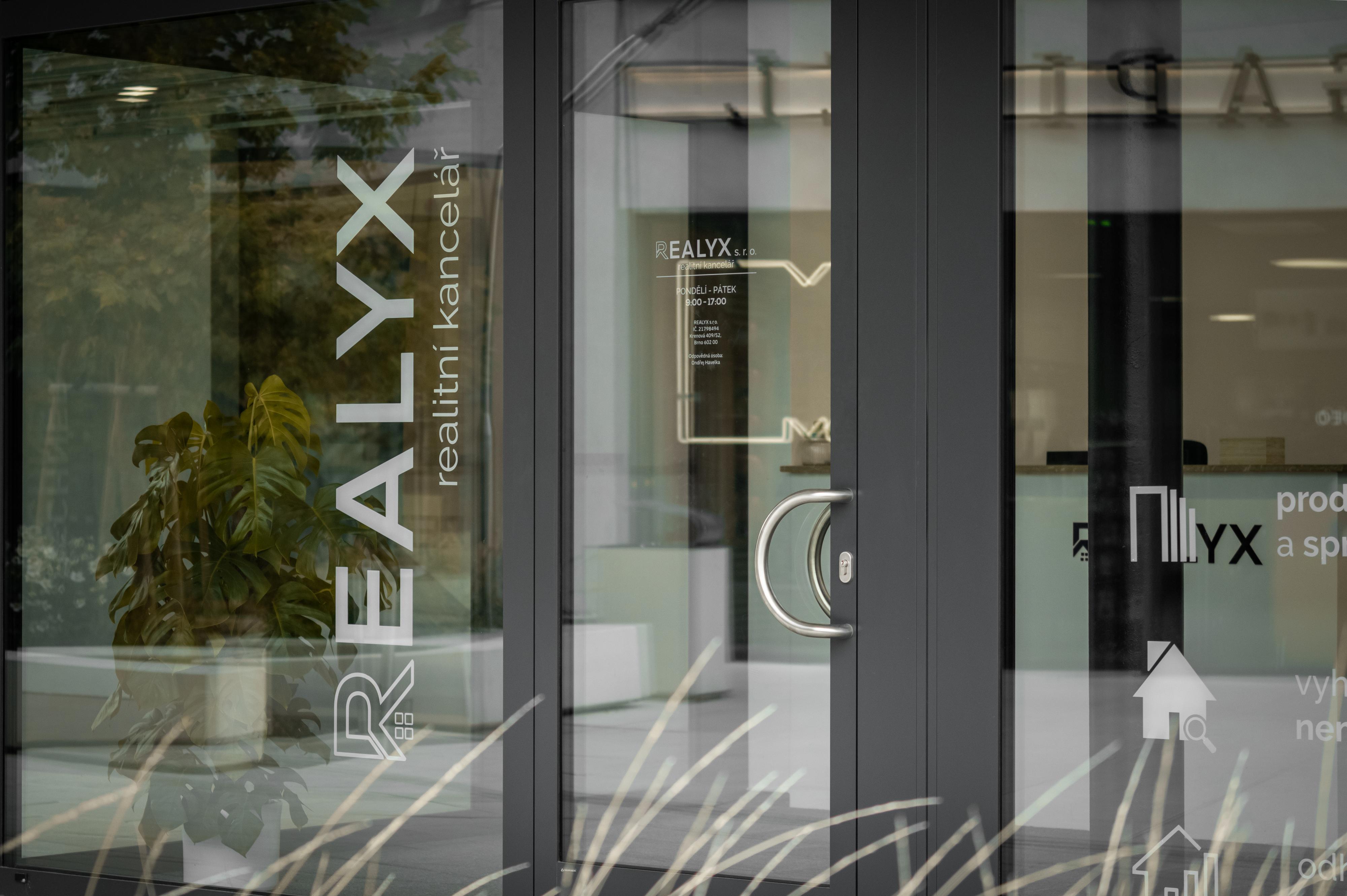 REALYX - realitní kancelář