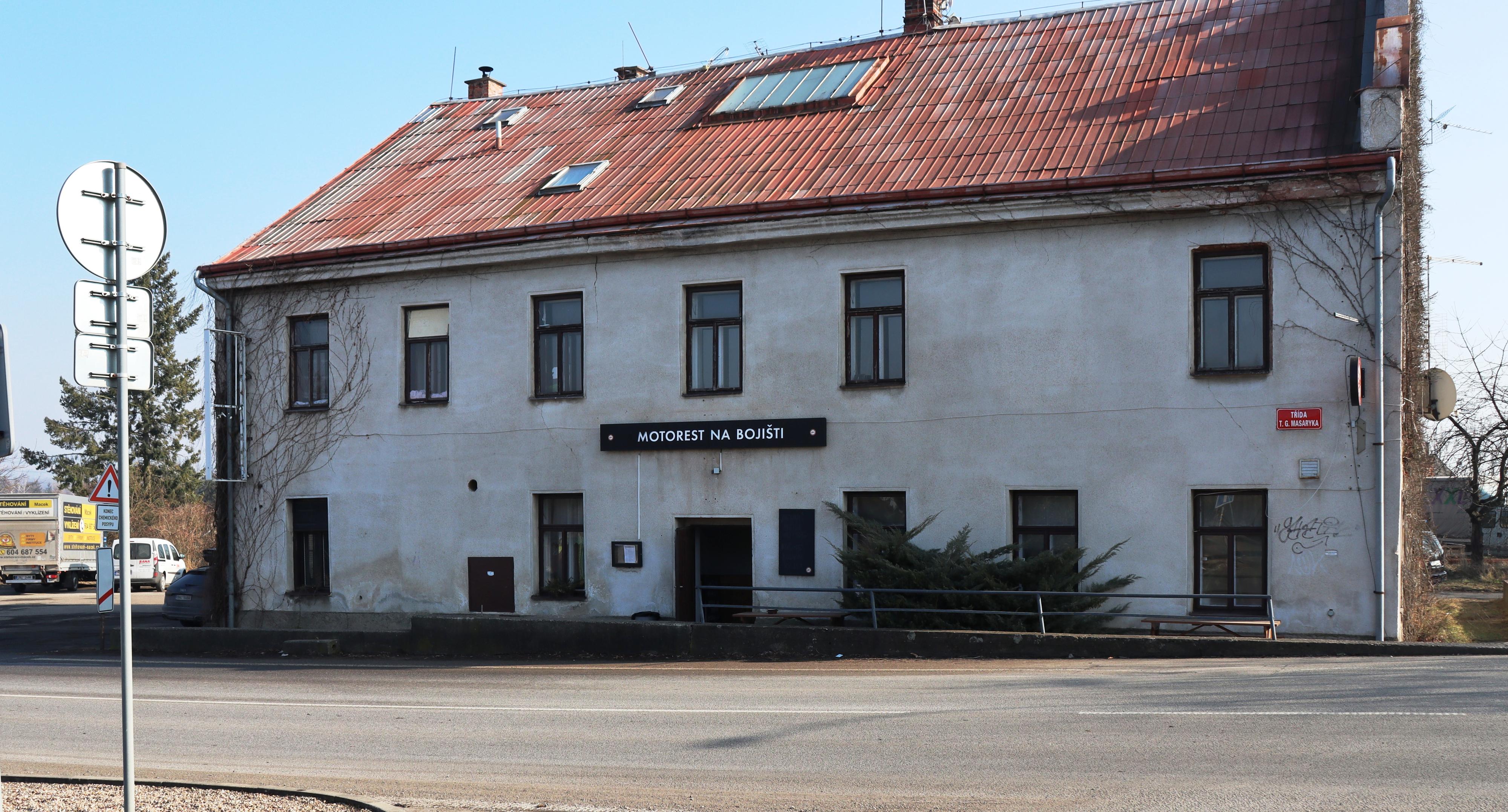 Motorest Na Bojišti foto 2