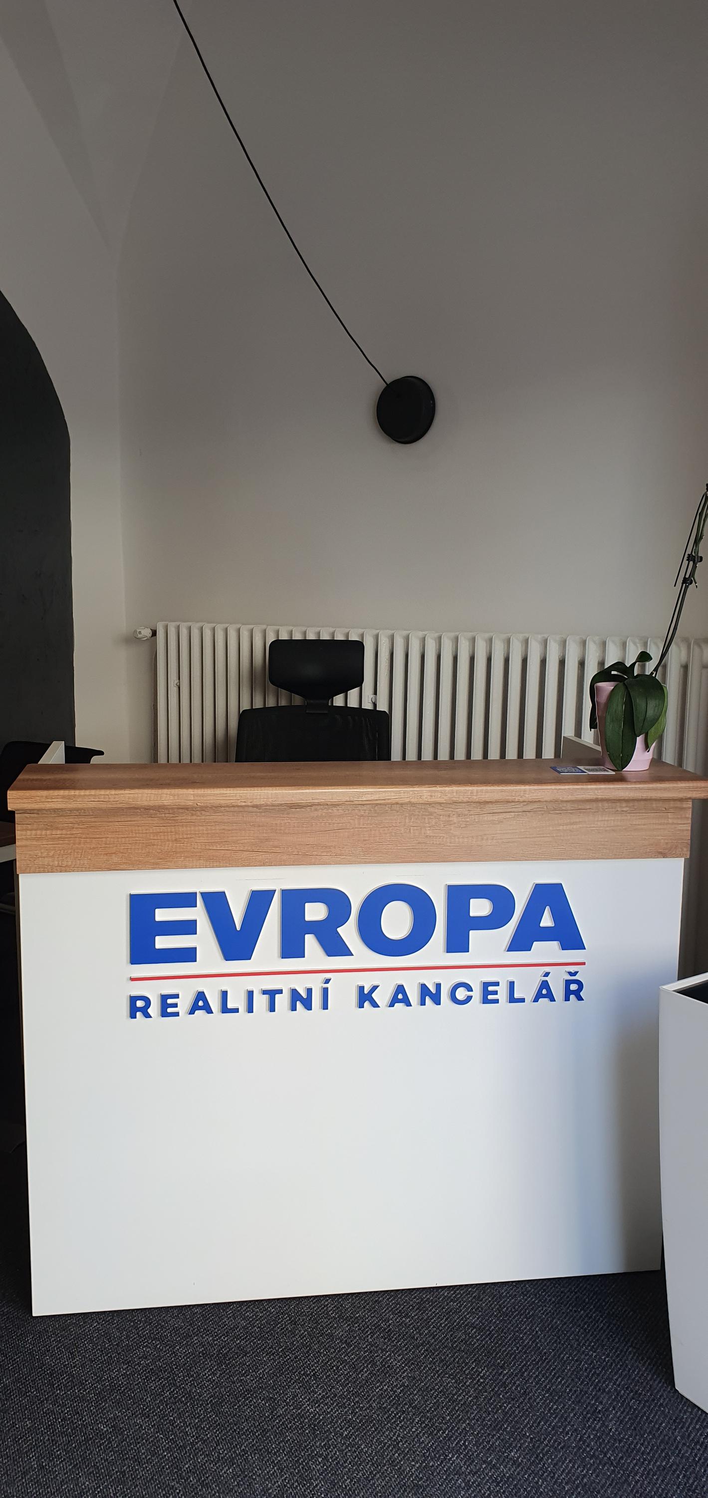 EVROPA realitní kancelář PV PROPERTY foto 2