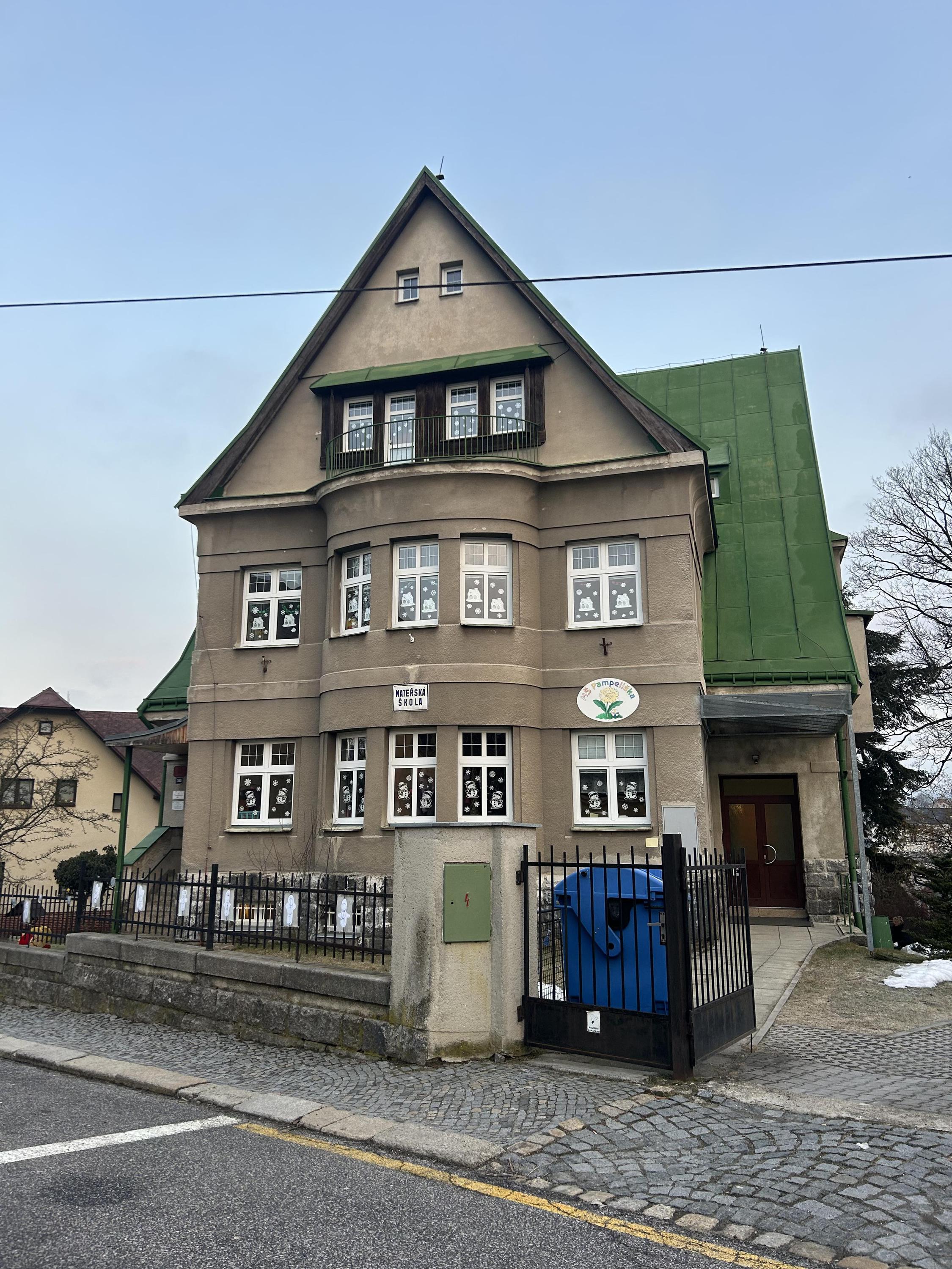 Mateřská škola Jablonec nad Nisou, Lovecká 11, příspěvková organizace foto 2