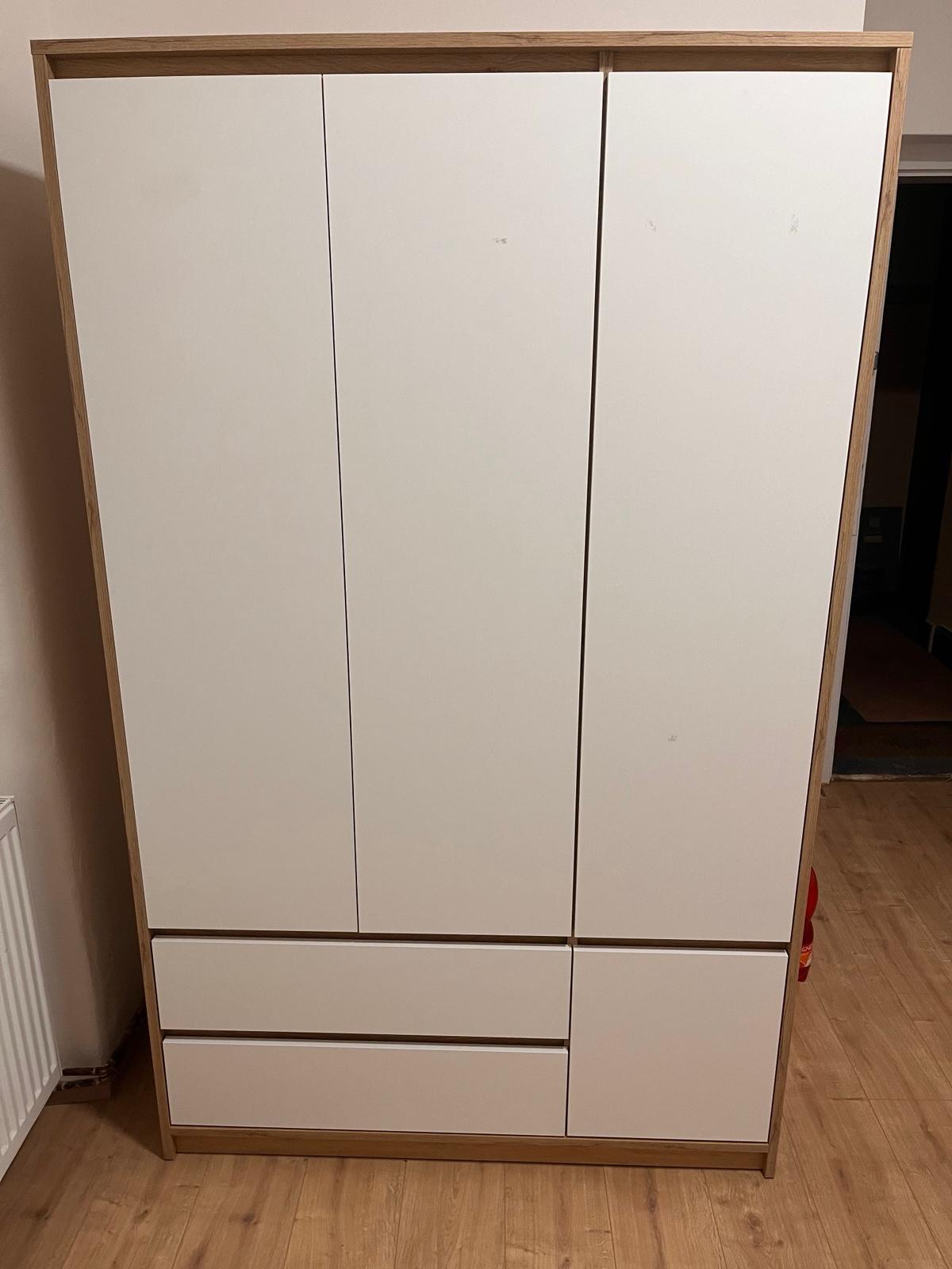 Lubomír Cholt - Montáž nábytku foto 3