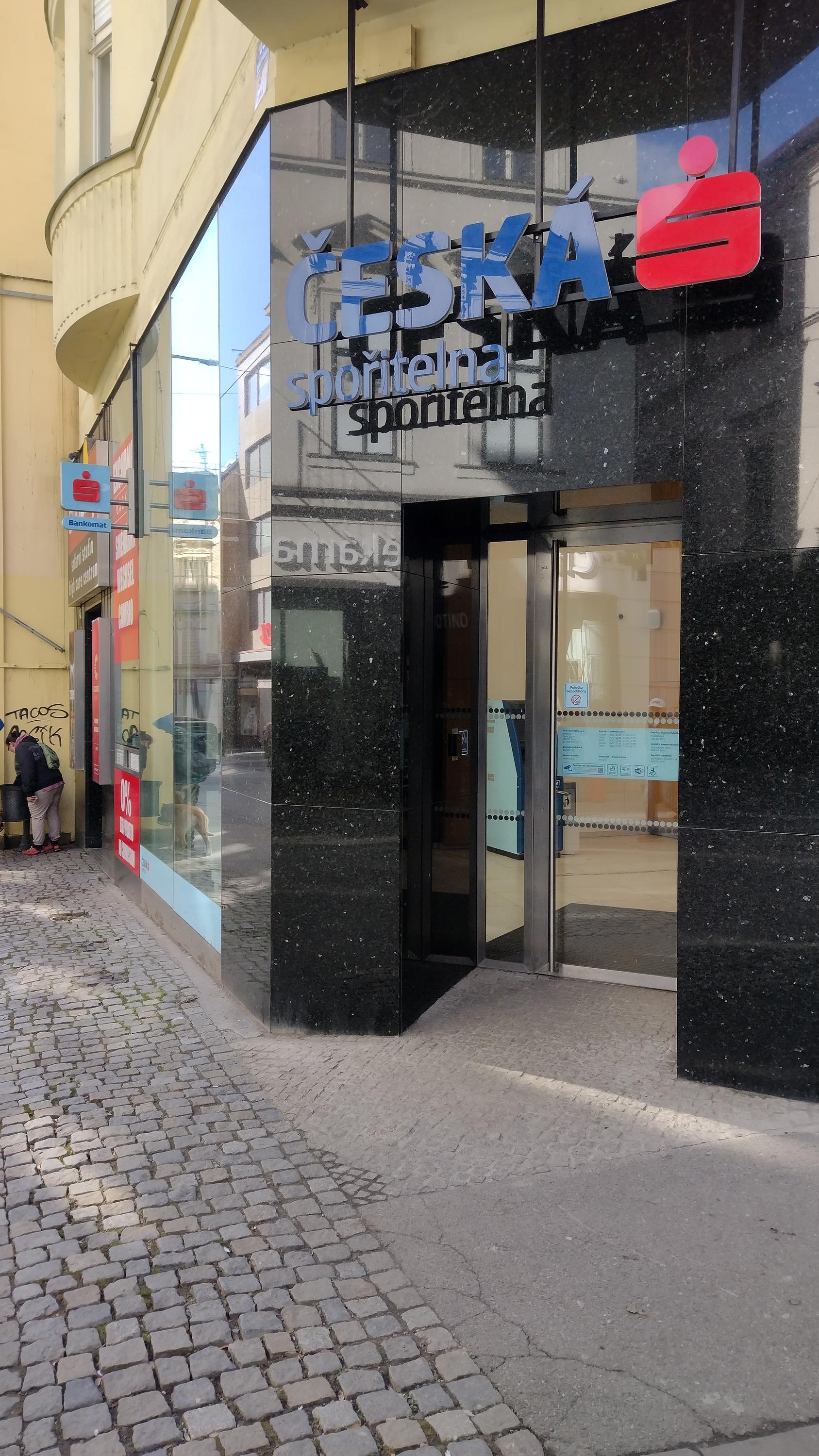 Bankomat České spořitelny foto 4