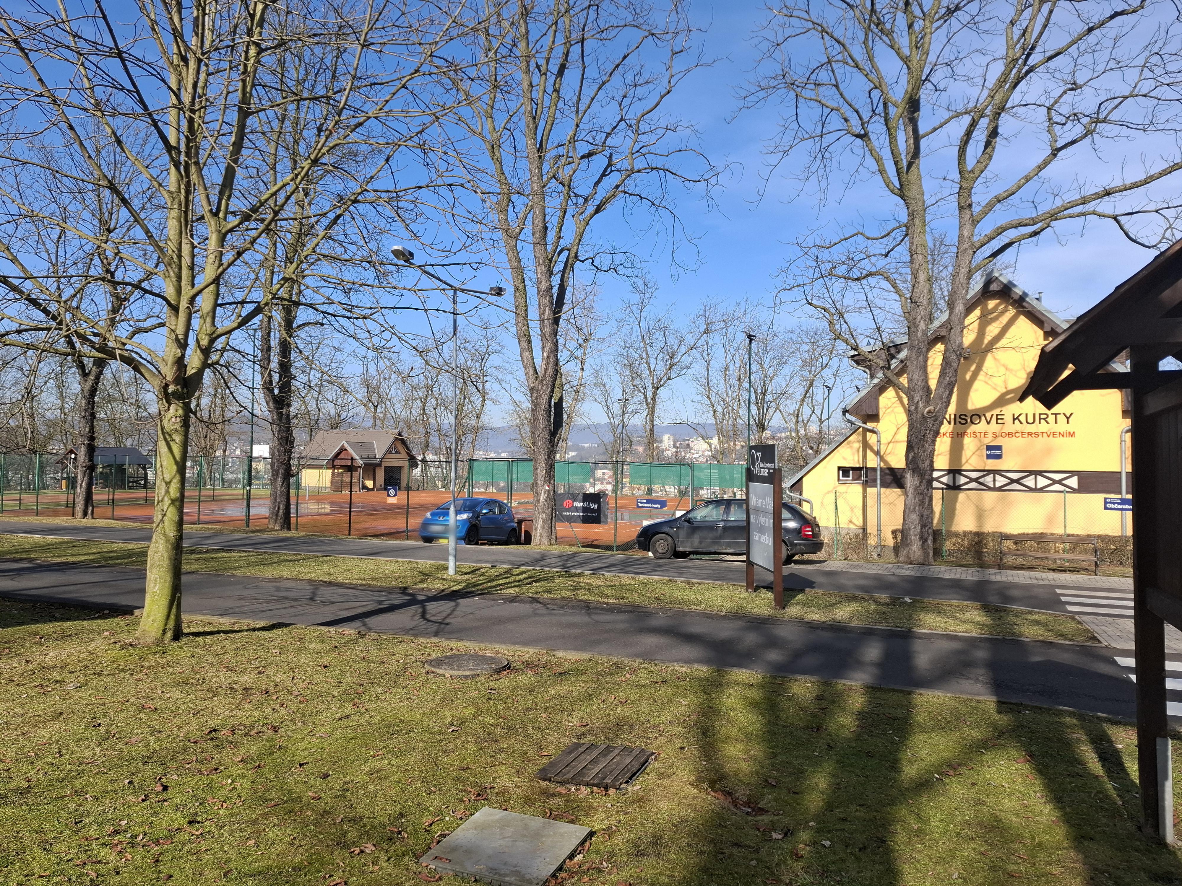 Areál Větruše - tenisové kurty