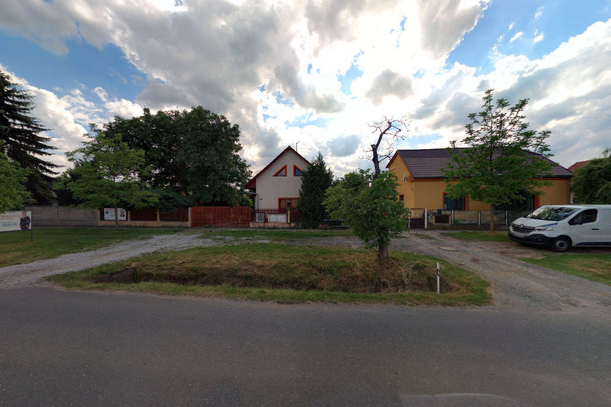 Zuzana Beňová REMAX foto 2