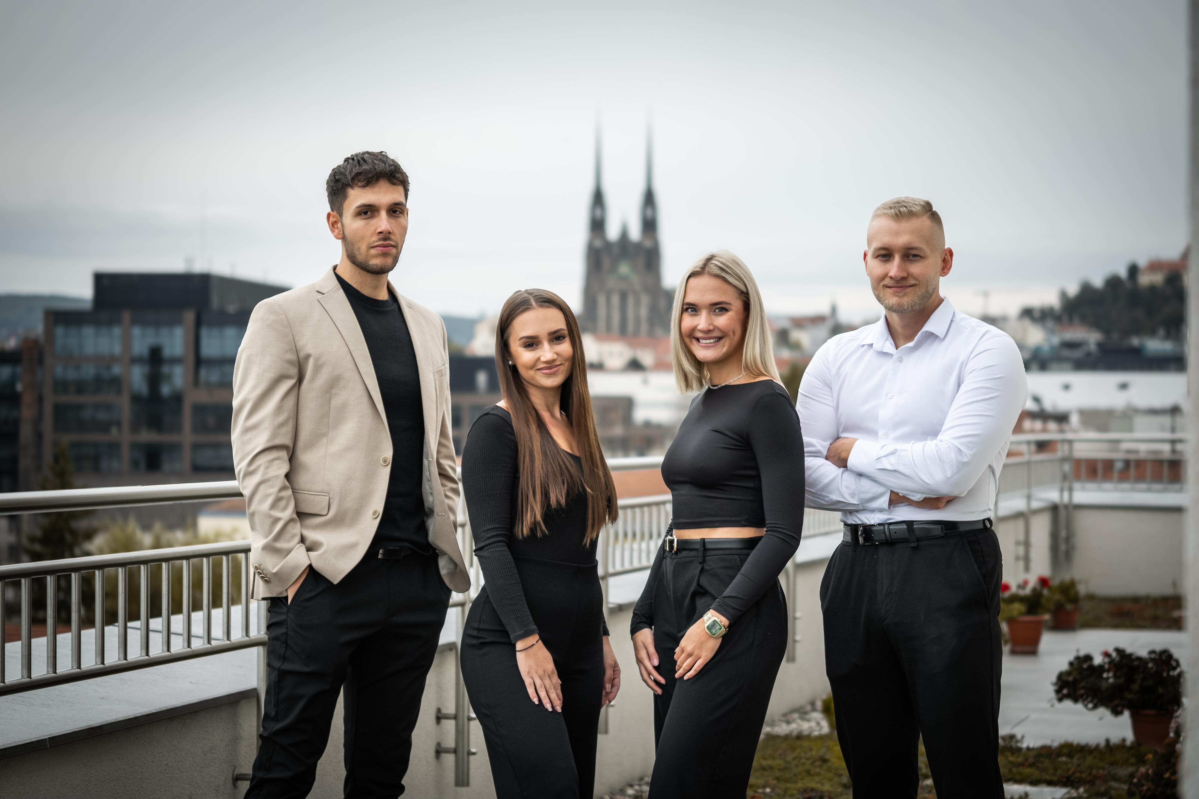 REALYX - realitní kancelář foto 2