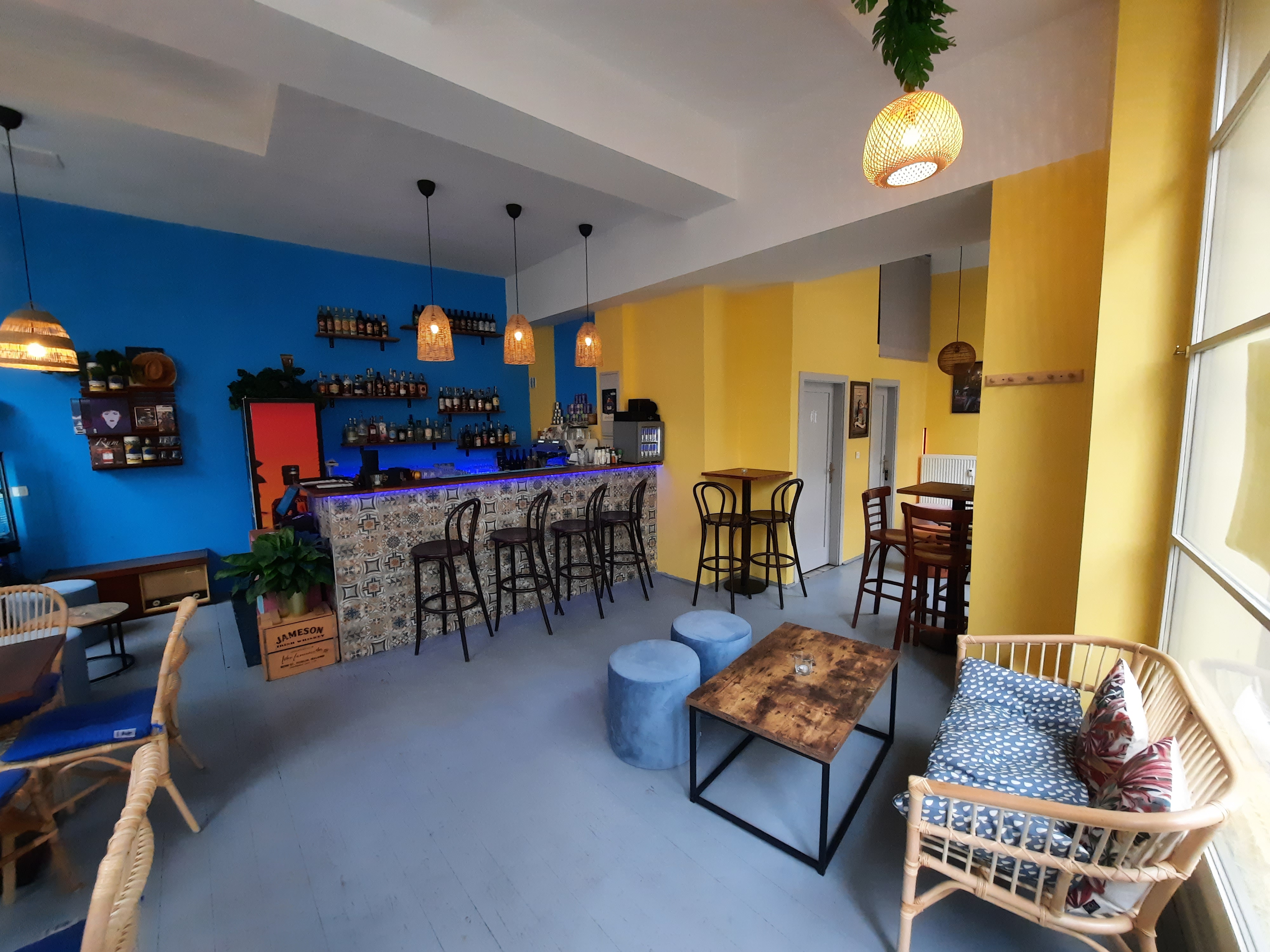 Putna bar & cafe
